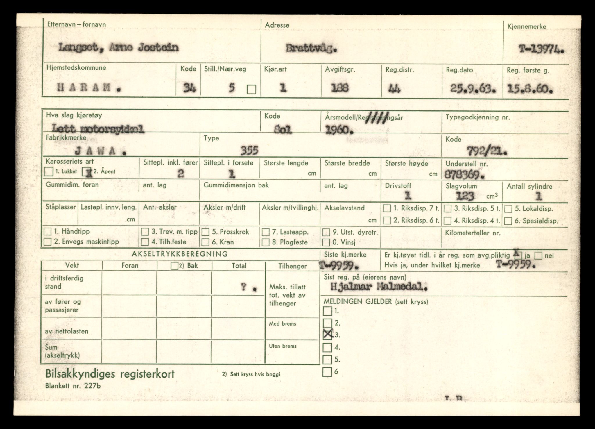Møre og Romsdal vegkontor - Ålesund trafikkstasjon, AV/SAT-A-4099/F/Fe/L0042: Registreringskort for kjøretøy T 13906 - T 14079, 1927-1998, p. 1079