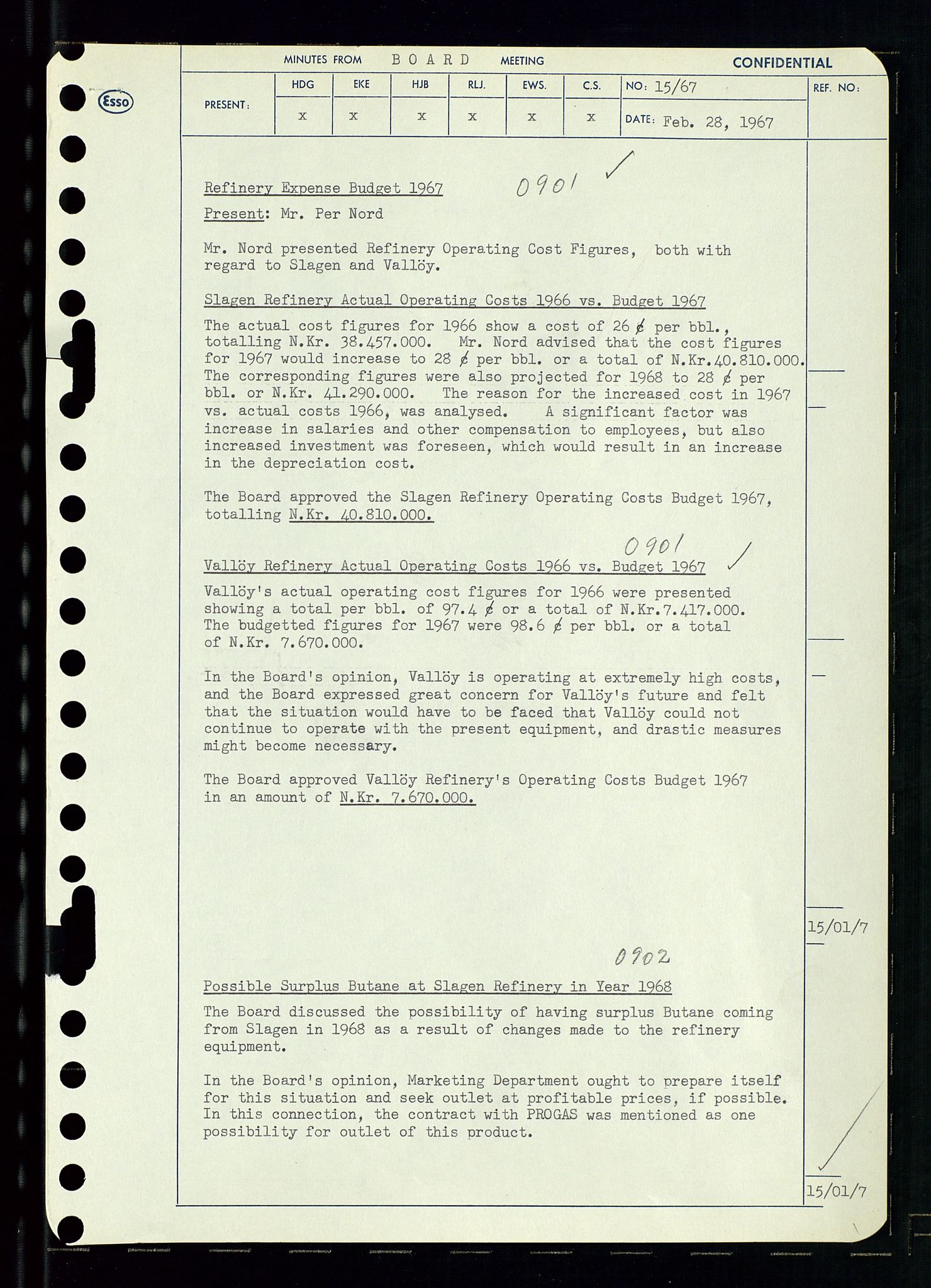 Pa 0982 - Esso Norge A/S, AV/SAST-A-100448/A/Aa/L0002/0003: Den administrerende direksjon Board minutes (styrereferater) / Den administrerende direksjon Board minutes (styrereferater), 1967, p. 30