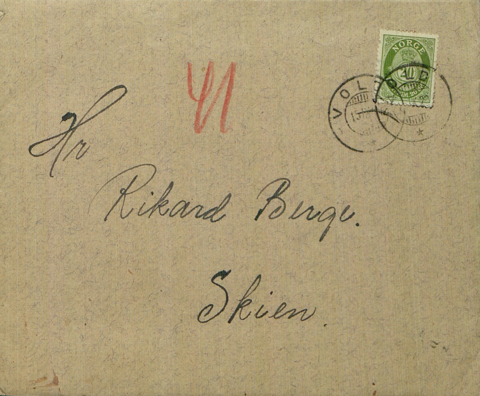 Rikard Berge, TEMU/TGM-A-1003/F/L0016/0004: 529-550 / 532 Brev til Rikard Berge frå ymse personar. Har ikkje noko felles innhald. Nokre fotografi av gardar, hus, treskurd, sølv osv. , 1917-1924