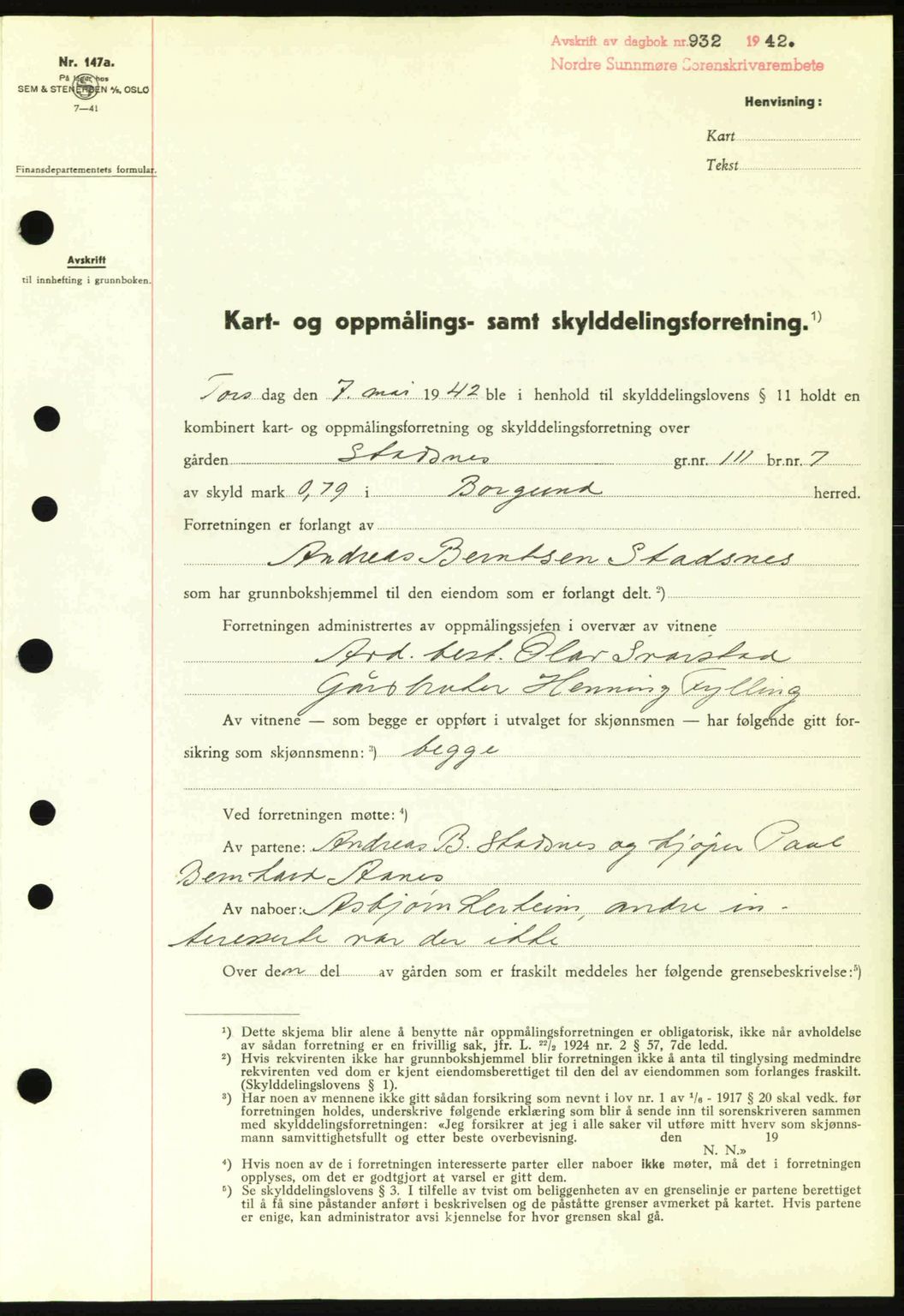 Nordre Sunnmøre sorenskriveri, AV/SAT-A-0006/1/2/2C/2Ca: Mortgage book no. A13, 1942-1942, Diary no: : 932/1942