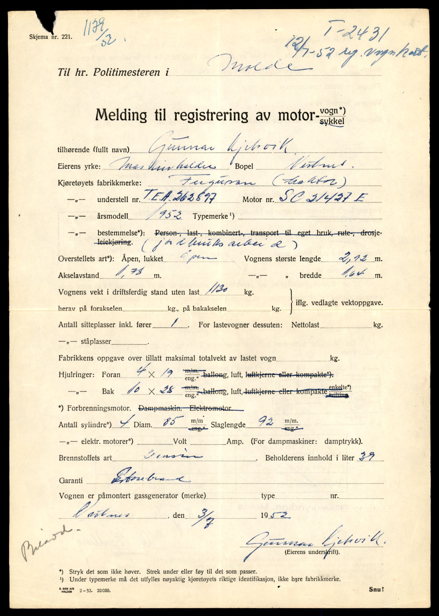 Møre og Romsdal vegkontor - Ålesund trafikkstasjon, AV/SAT-A-4099/F/Fe/L0017: Registreringskort for kjøretøy T 1985 - T 10090, 1927-1998, p. 527