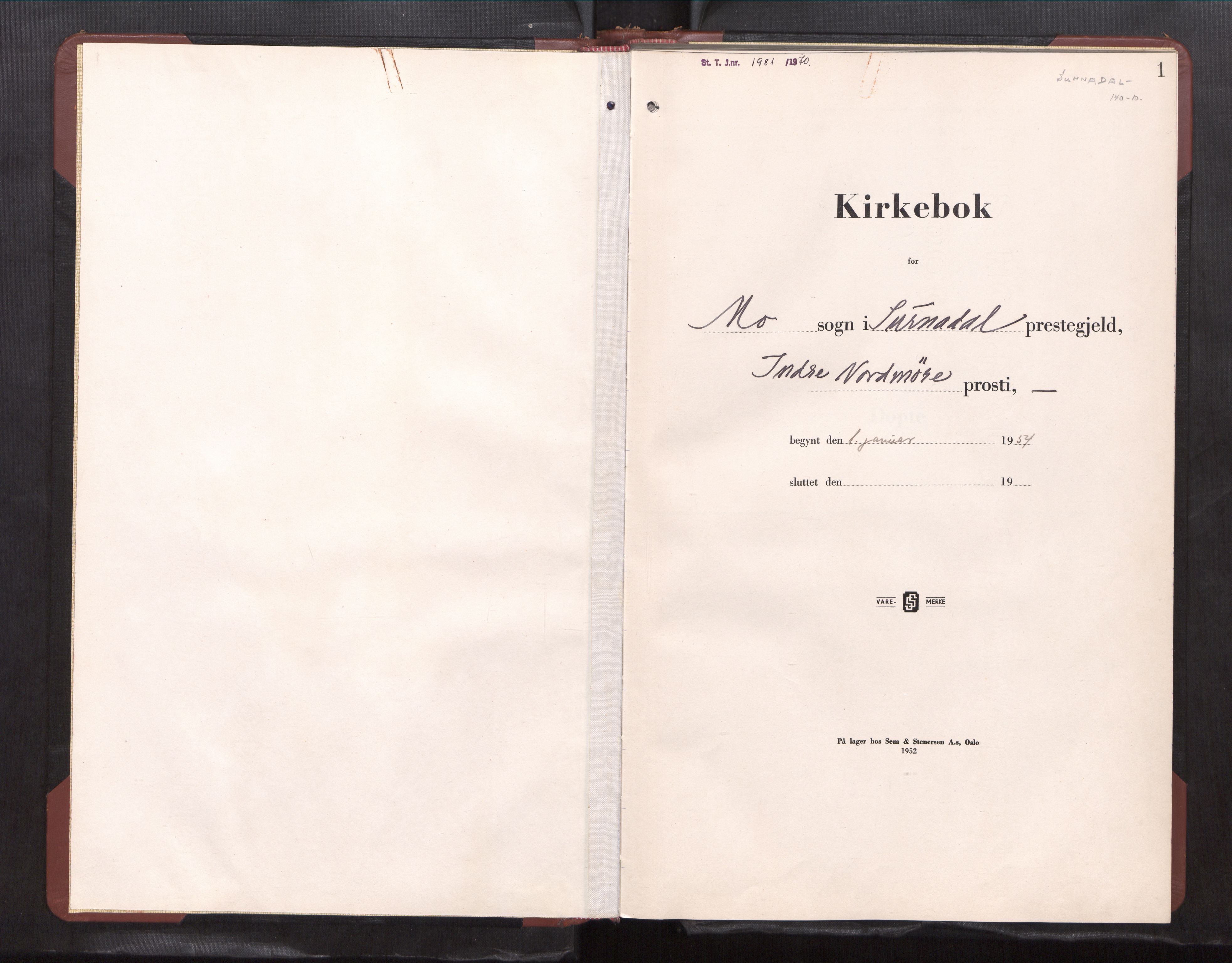 Ministerialprotokoller, klokkerbøker og fødselsregistre - Møre og Romsdal, AV/SAT-A-1454/597/L1066: Parish register (copy) no. 597---, 1954-1965, p. 1