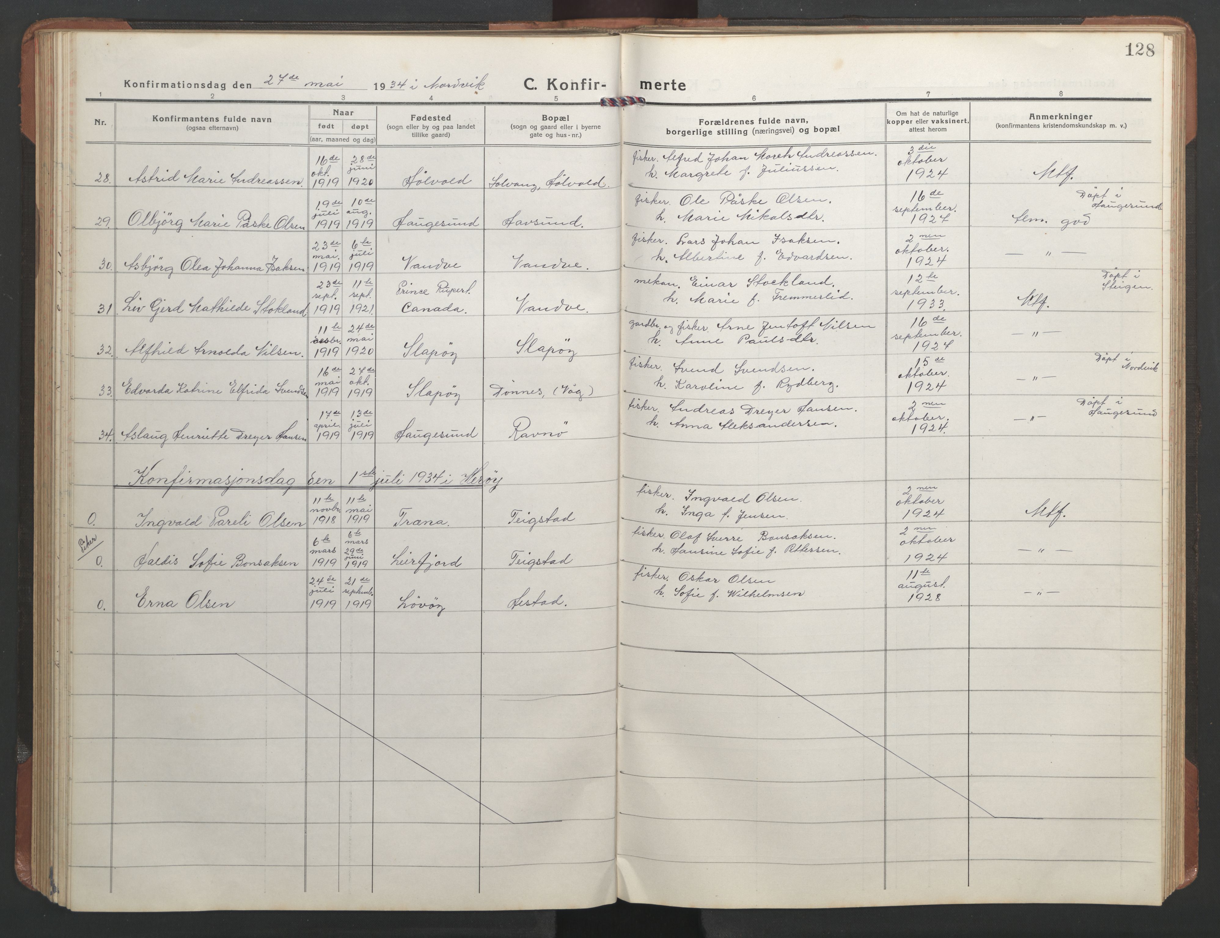 Ministerialprotokoller, klokkerbøker og fødselsregistre - Nordland, AV/SAT-A-1459/836/L0539: Parish register (copy) no. 836C03, 1917-1949, p. 128