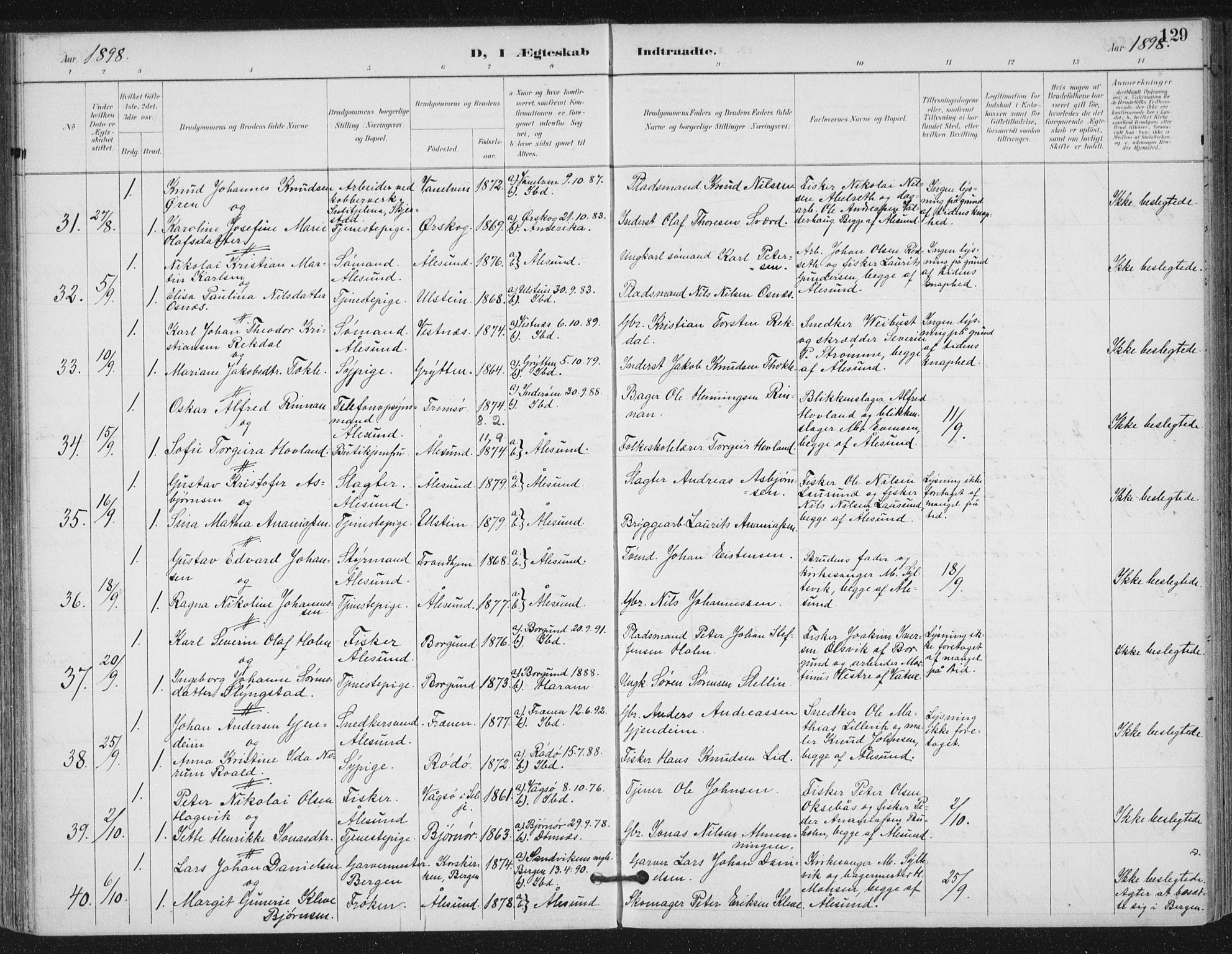 Ministerialprotokoller, klokkerbøker og fødselsregistre - Møre og Romsdal, AV/SAT-A-1454/529/L0457: Parish register (official) no. 529A07, 1894-1903, p. 129