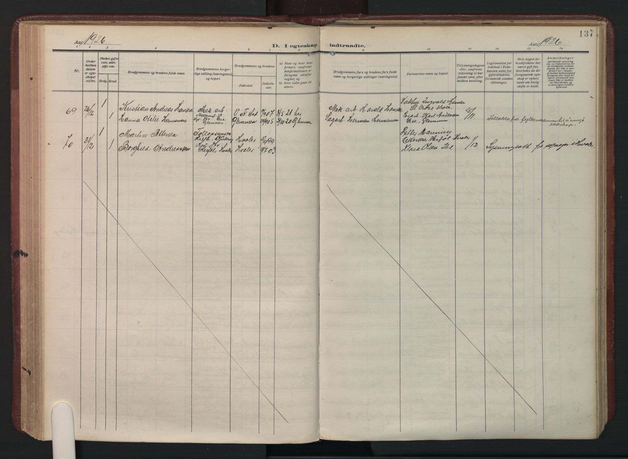 Fredrikstad domkirkes prestekontor Kirkebøker, AV/SAO-A-10906/F/Fa/L0009: Parish register (official) no. I 9, 1908-1946, p. 137