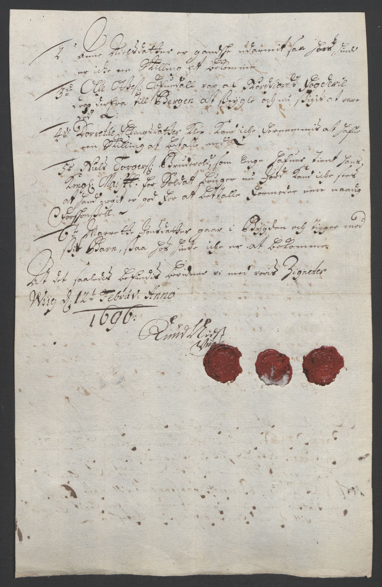 Rentekammeret inntil 1814, Reviderte regnskaper, Fogderegnskap, AV/RA-EA-4092/R54/L3554: Fogderegnskap Sunnmøre, 1691-1693, p. 504