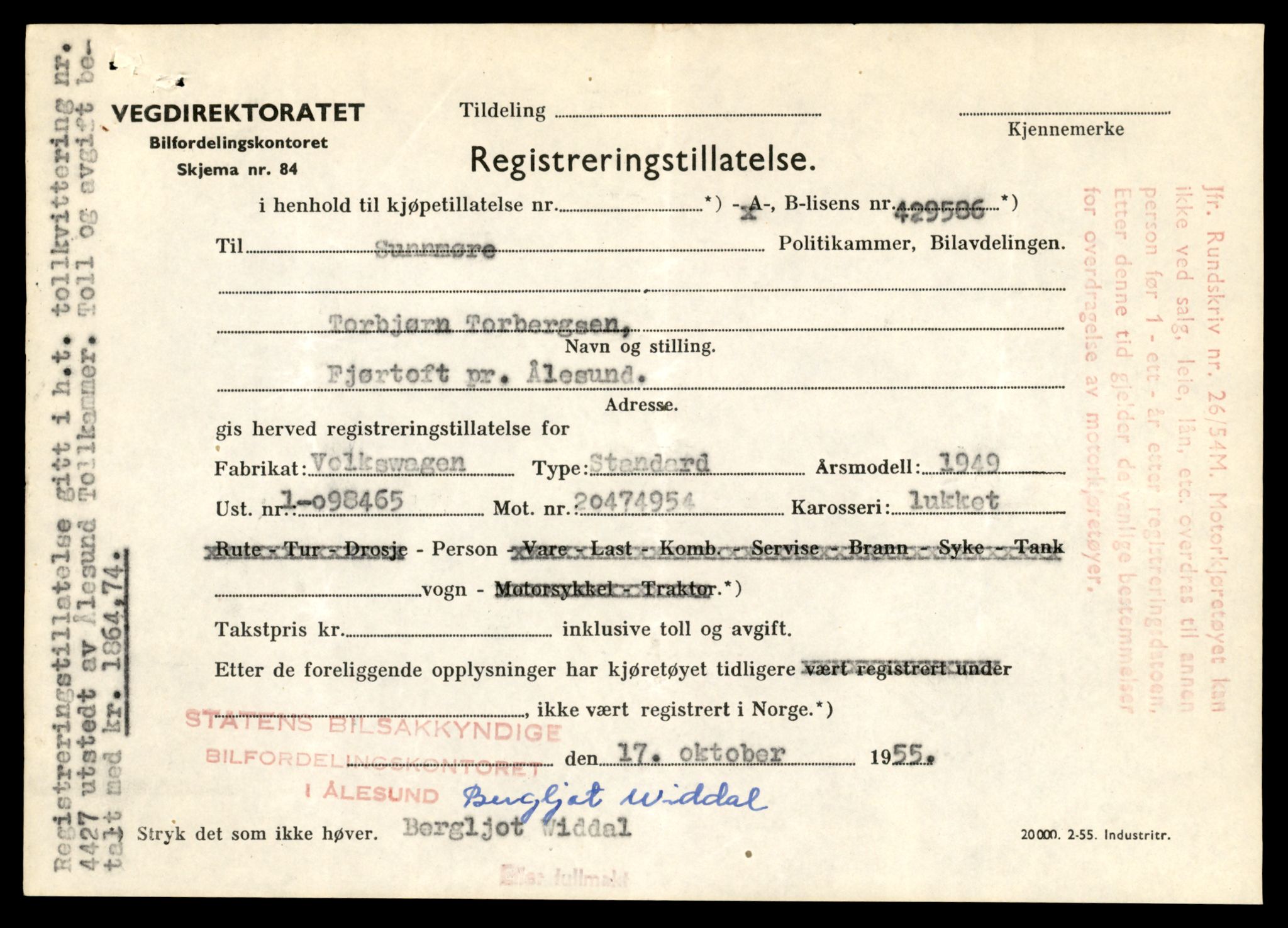 Møre og Romsdal vegkontor - Ålesund trafikkstasjon, AV/SAT-A-4099/F/Fe/L0049: Registreringskort for kjøretøy T 14864 - T 18613, 1927-1998, p. 1475