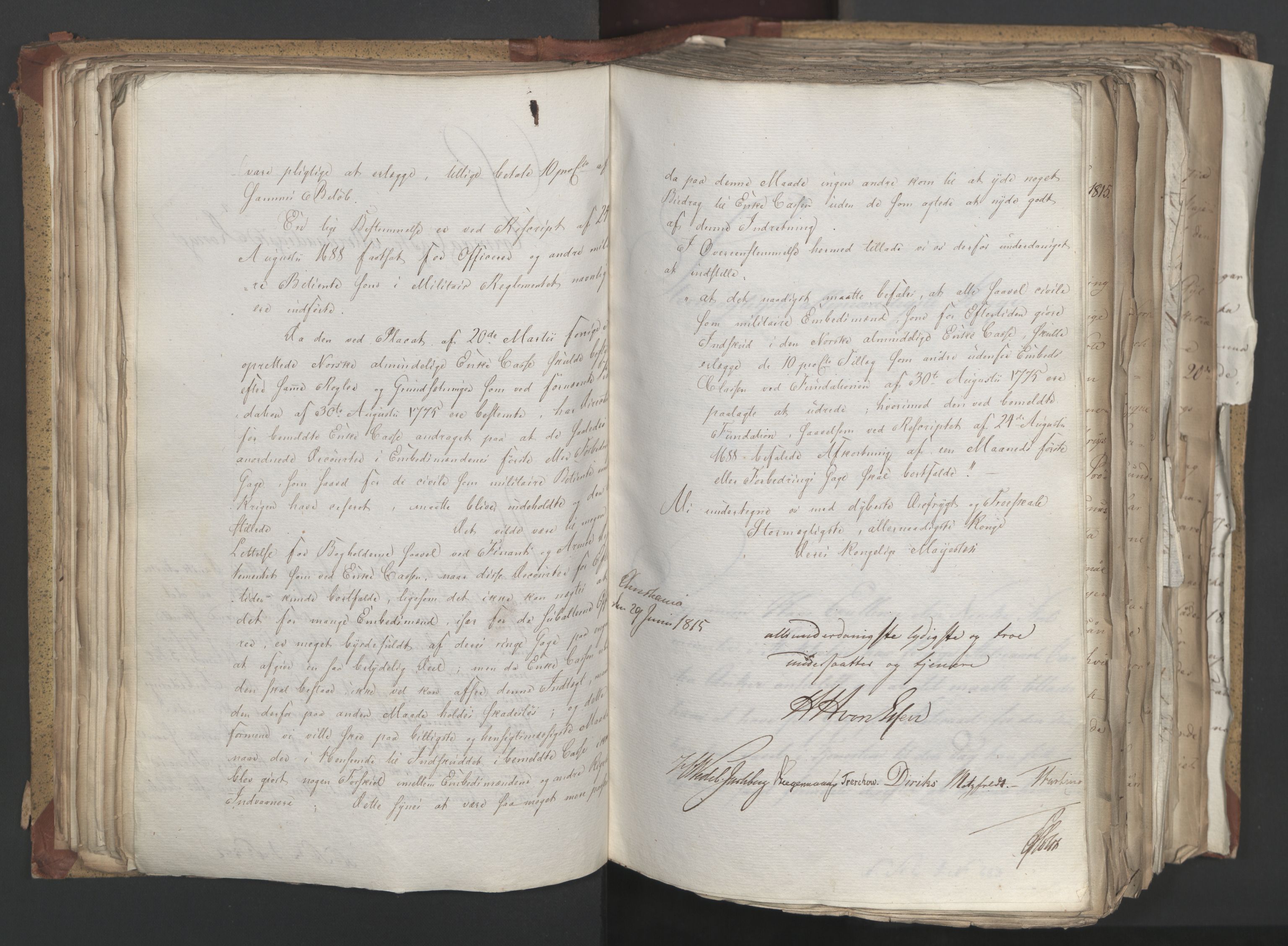 Statsrådsavdelingen i Stockholm, AV/RA-S-1003/D/Da/L0003: Regjeringsinnstillinger nr. 519-787, 1815, p. 137