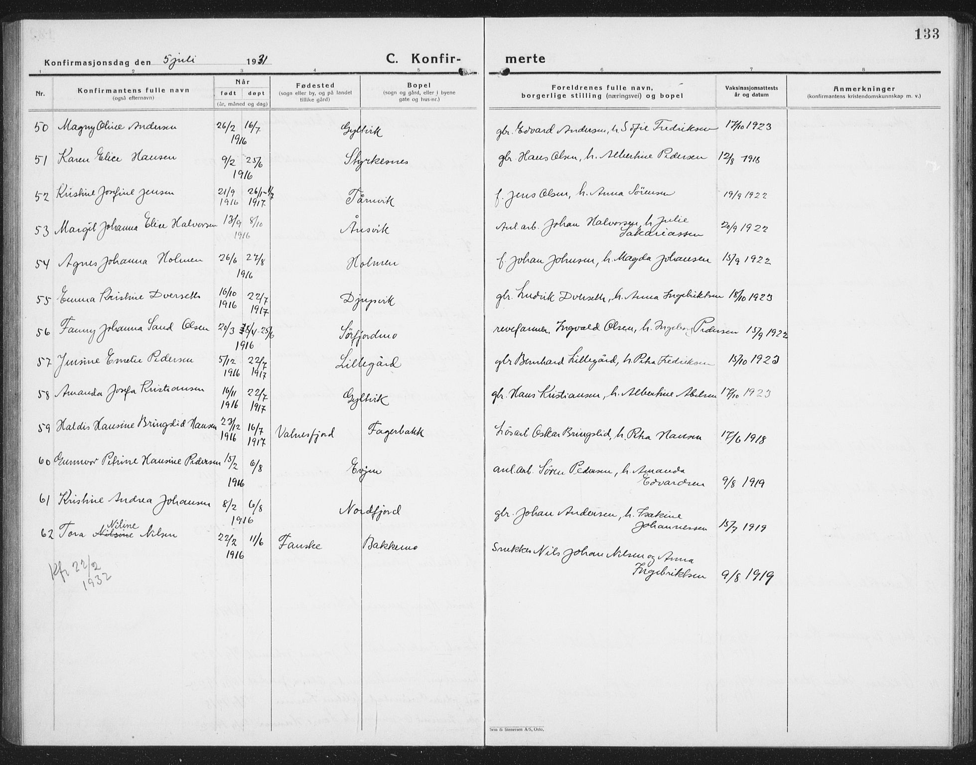 Ministerialprotokoller, klokkerbøker og fødselsregistre - Nordland, AV/SAT-A-1459/854/L0788: Parish register (copy) no. 854C04, 1926-1940, p. 133