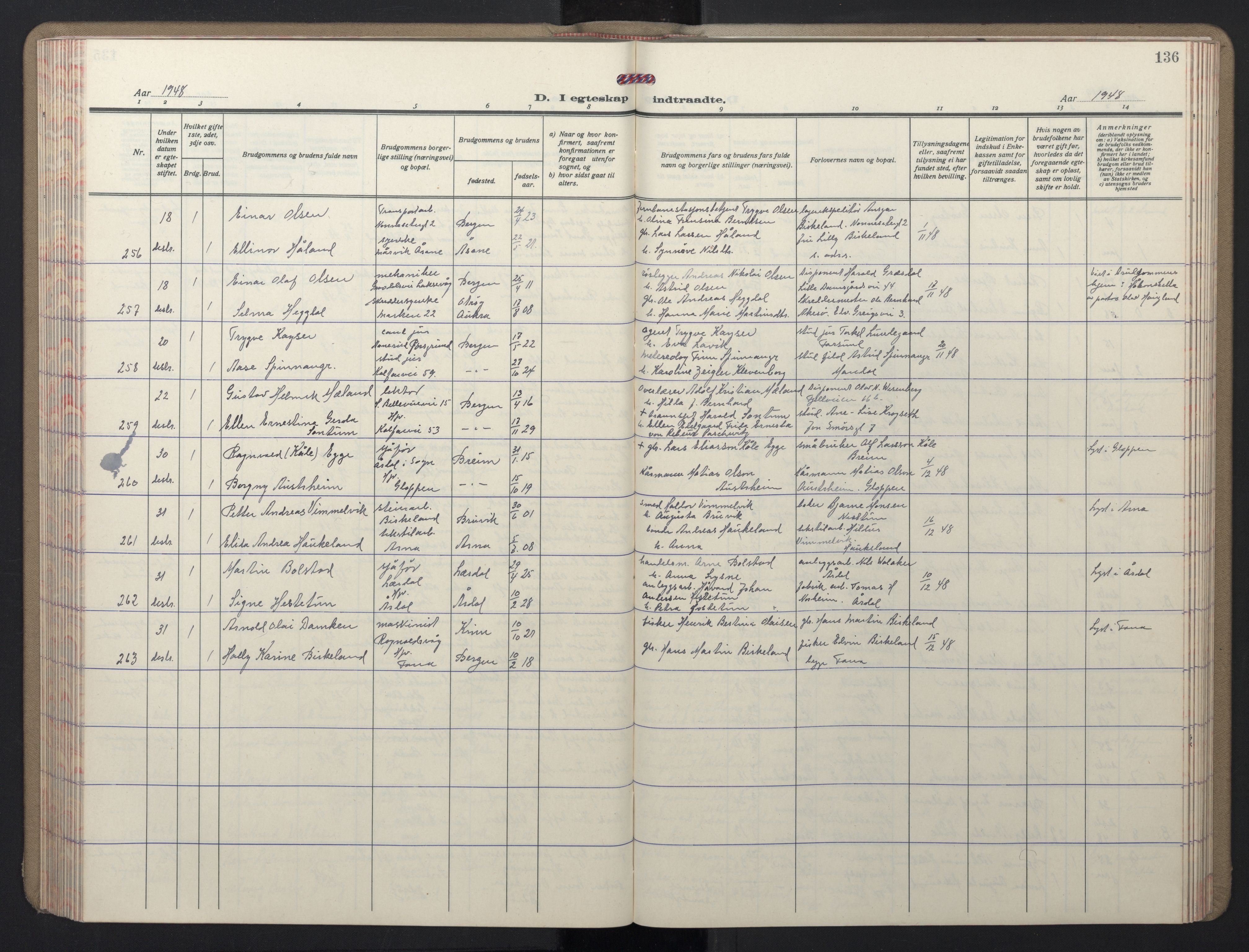 Domkirken sokneprestembete, SAB/A-74801/H/Hab/L0035: Parish register (copy) no. D 7, 1941-1953, p. 136