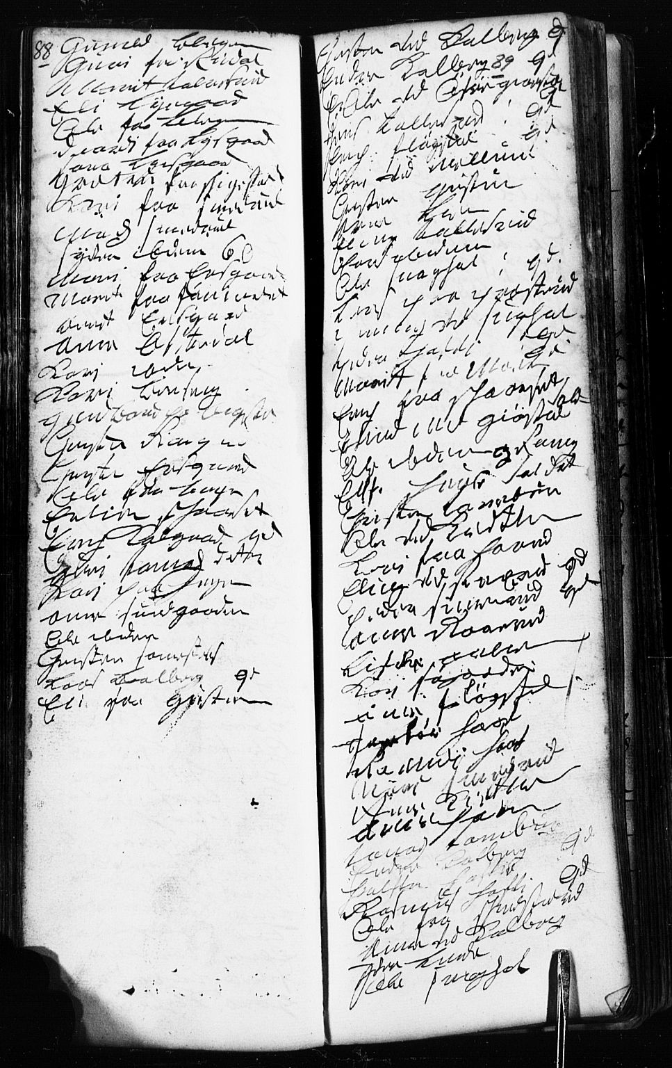 Fåberg prestekontor, SAH/PREST-086/H/Ha/Hab/L0002: Parish register (copy) no. 2, 1741-1756, p. 88-89