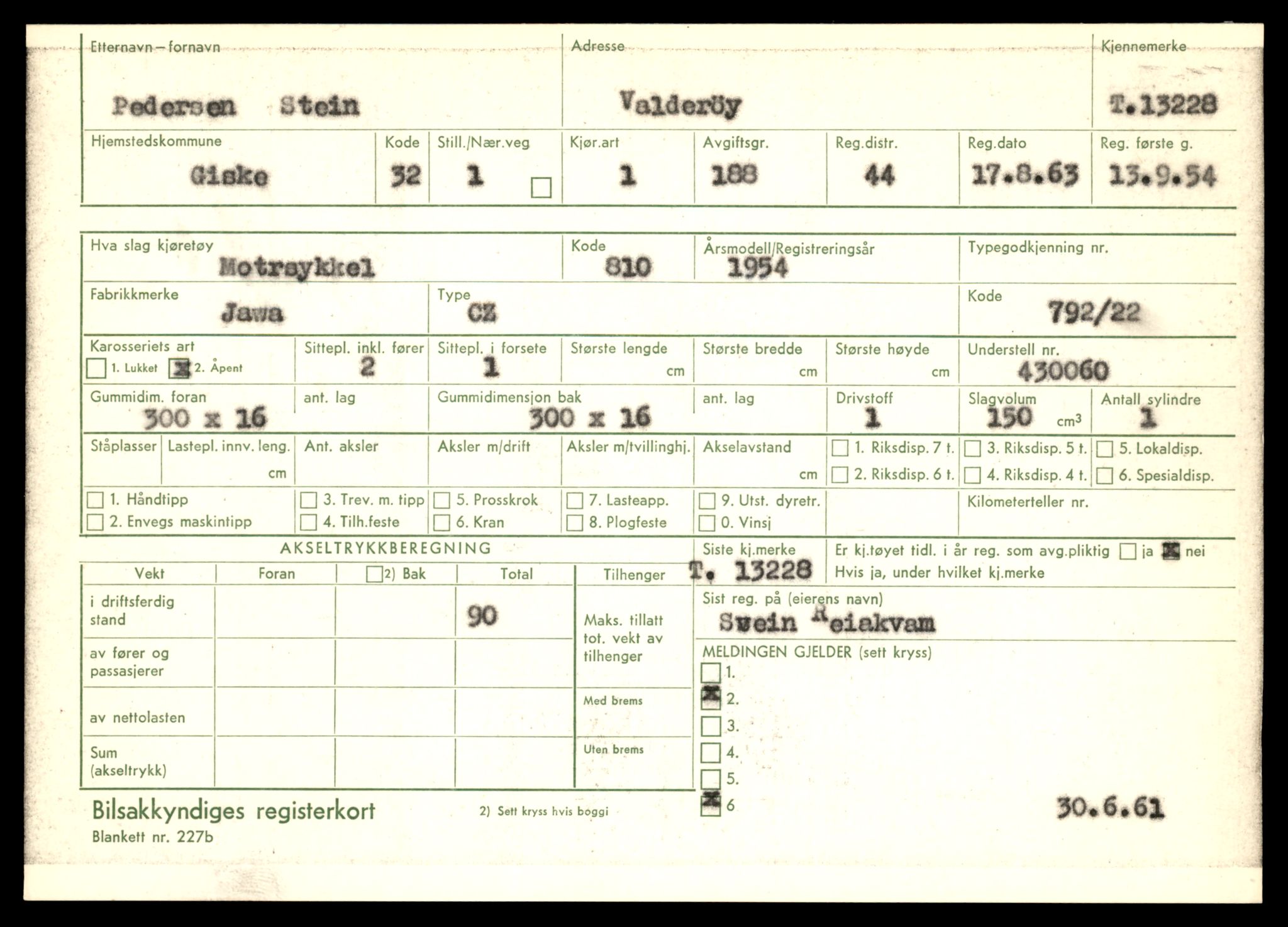 Møre og Romsdal vegkontor - Ålesund trafikkstasjon, AV/SAT-A-4099/F/Fe/L0038: Registreringskort for kjøretøy T 13180 - T 13360, 1927-1998, p. 841
