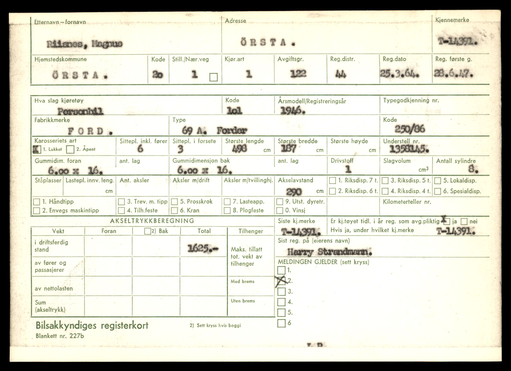 Møre og Romsdal vegkontor - Ålesund trafikkstasjon, AV/SAT-A-4099/F/Fe/L0045: Registreringskort for kjøretøy T 14320 - T 14444, 1927-1998, p. 1817