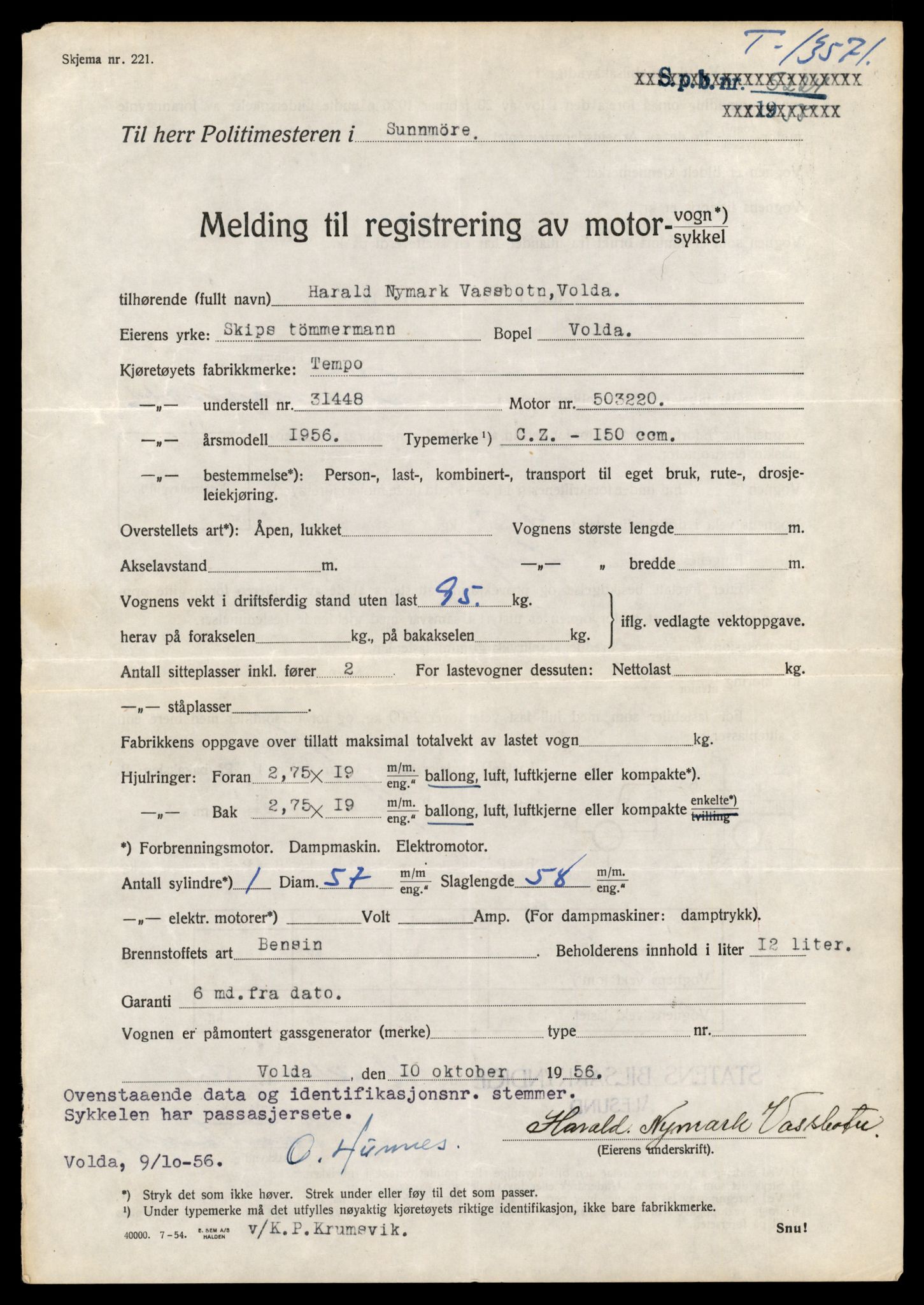 Møre og Romsdal vegkontor - Ålesund trafikkstasjon, AV/SAT-A-4099/F/Fe/L0040: Registreringskort for kjøretøy T 13531 - T 13709, 1927-1998, p. 763