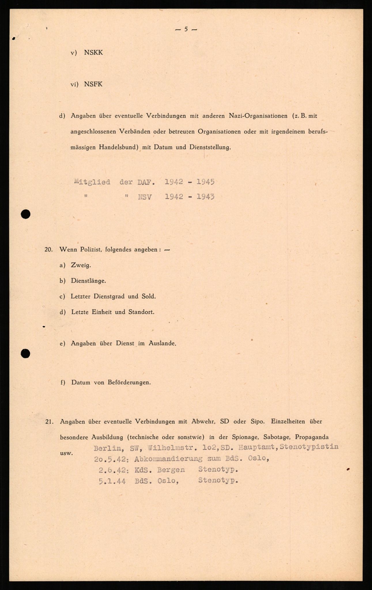 Forsvaret, Forsvarets overkommando II, AV/RA-RAFA-3915/D/Db/L0011: CI Questionaires. Tyske okkupasjonsstyrker i Norge. Tyskere., 1945-1946, p. 508