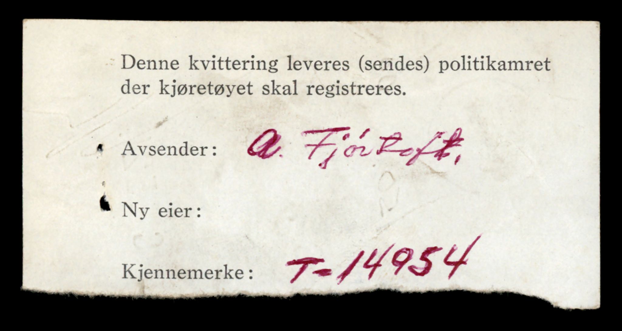 Møre og Romsdal vegkontor - Ålesund trafikkstasjon, AV/SAT-A-4099/F/Fe/L0049: Registreringskort for kjøretøy T 14864 - T 18613, 1927-1998, p. 2066
