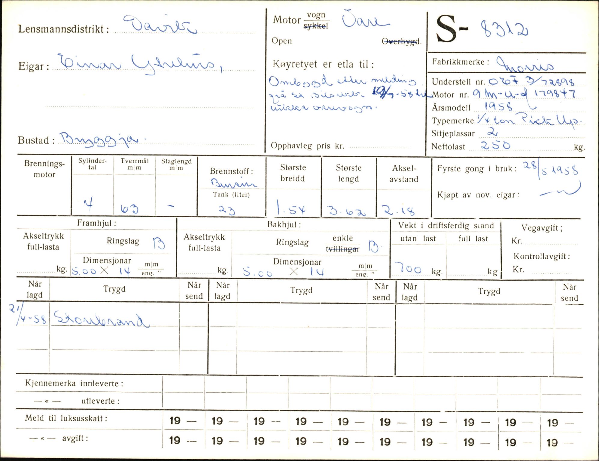 Statens vegvesen, Sogn og Fjordane vegkontor, AV/SAB-A-5301/4/F/L0006: Registerkort utmeldte Fjordane S8300-9500, 1930-1961, p. 22