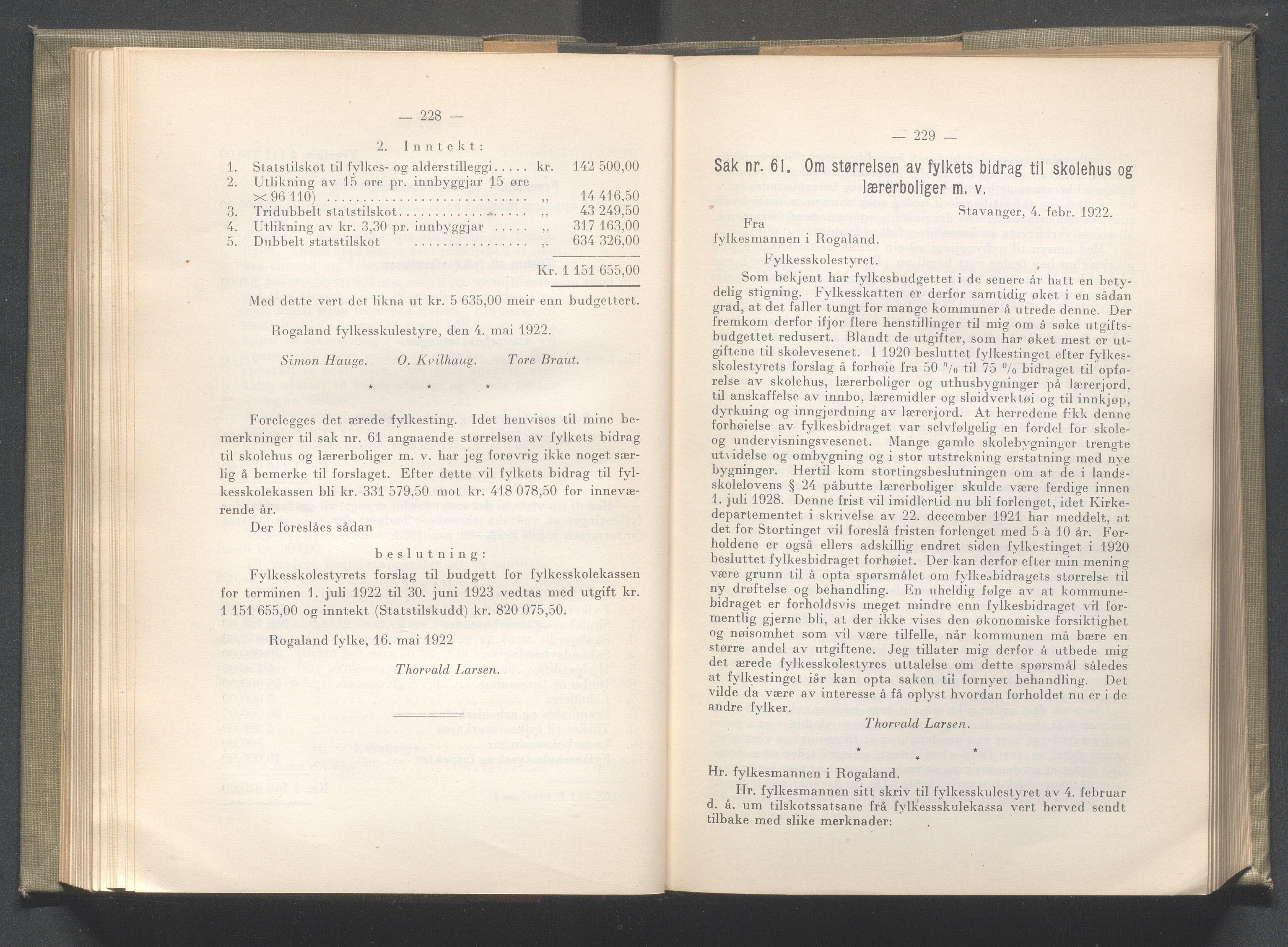 Rogaland fylkeskommune - Fylkesrådmannen , IKAR/A-900/A/Aa/Aaa/L0041: Møtebok , 1922, p. 228-229