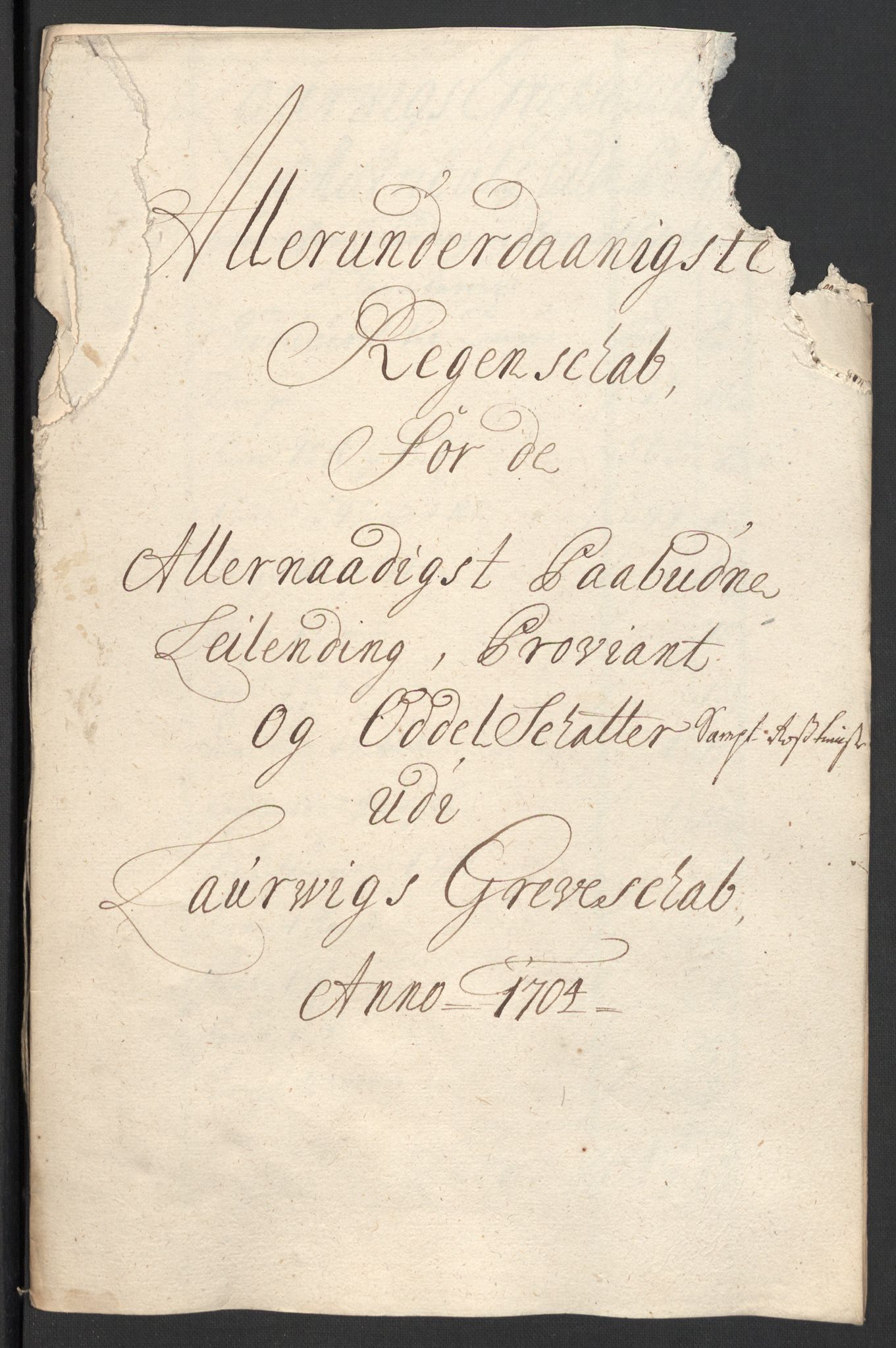 Rentekammeret inntil 1814, Reviderte regnskaper, Fogderegnskap, RA/EA-4092/R33/L1978: Fogderegnskap Larvik grevskap, 1704-1705, p. 141
