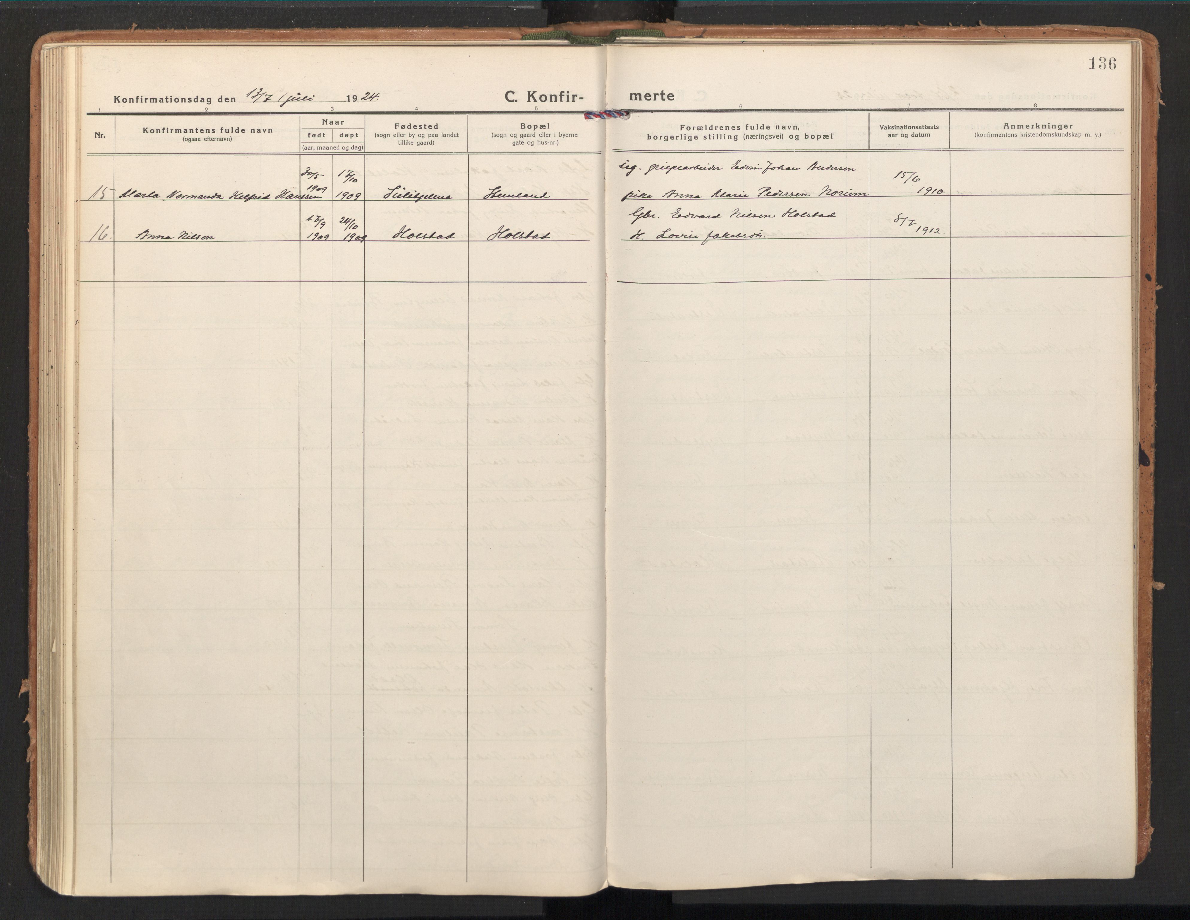 Ministerialprotokoller, klokkerbøker og fødselsregistre - Nordland, AV/SAT-A-1459/851/L0725: Parish register (official) no. 851A02, 1922-1944, p. 136