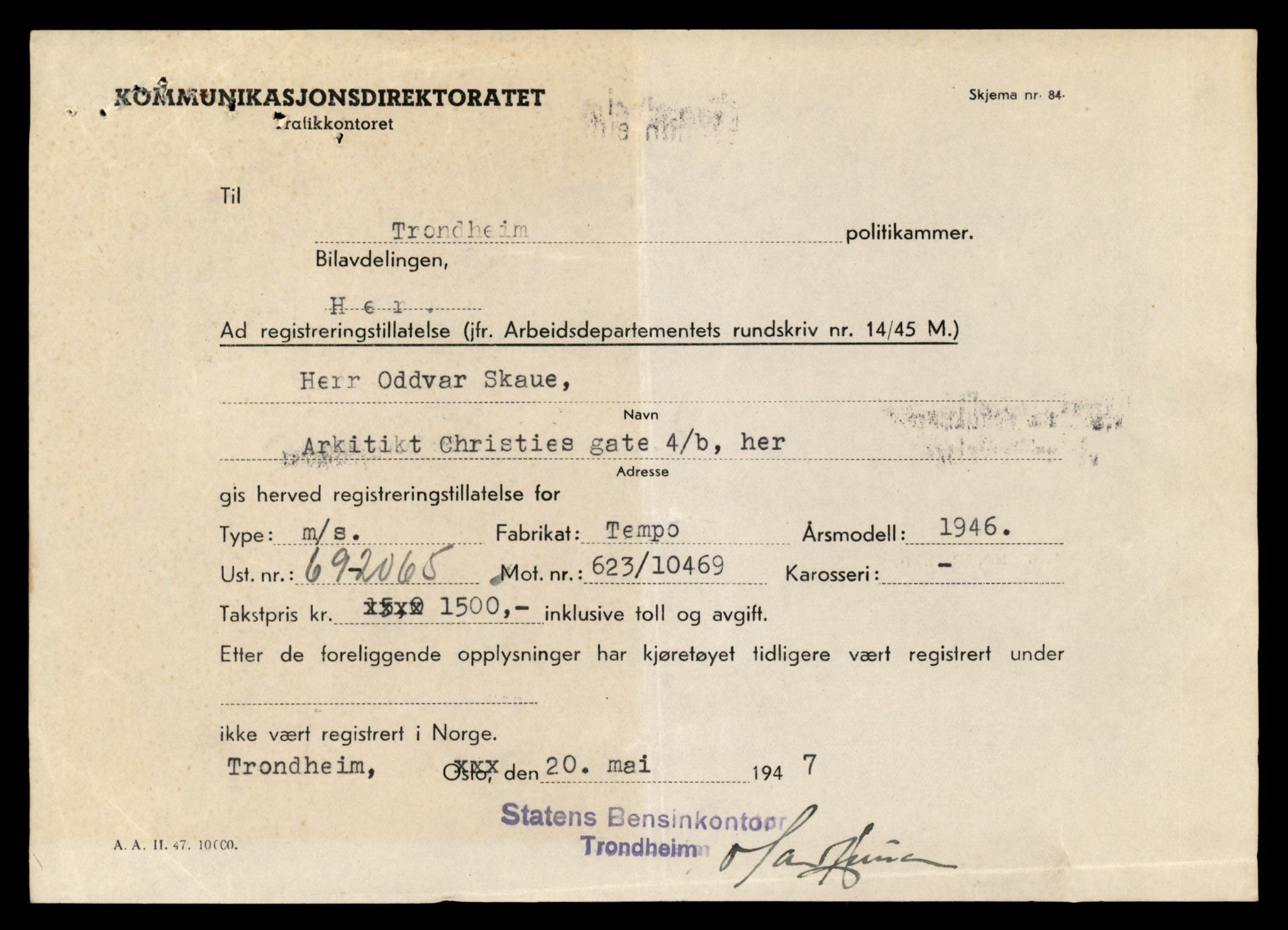 Møre og Romsdal vegkontor - Ålesund trafikkstasjon, AV/SAT-A-4099/F/Fe/L0026: Registreringskort for kjøretøy T 11046 - T 11160, 1927-1998, p. 1127