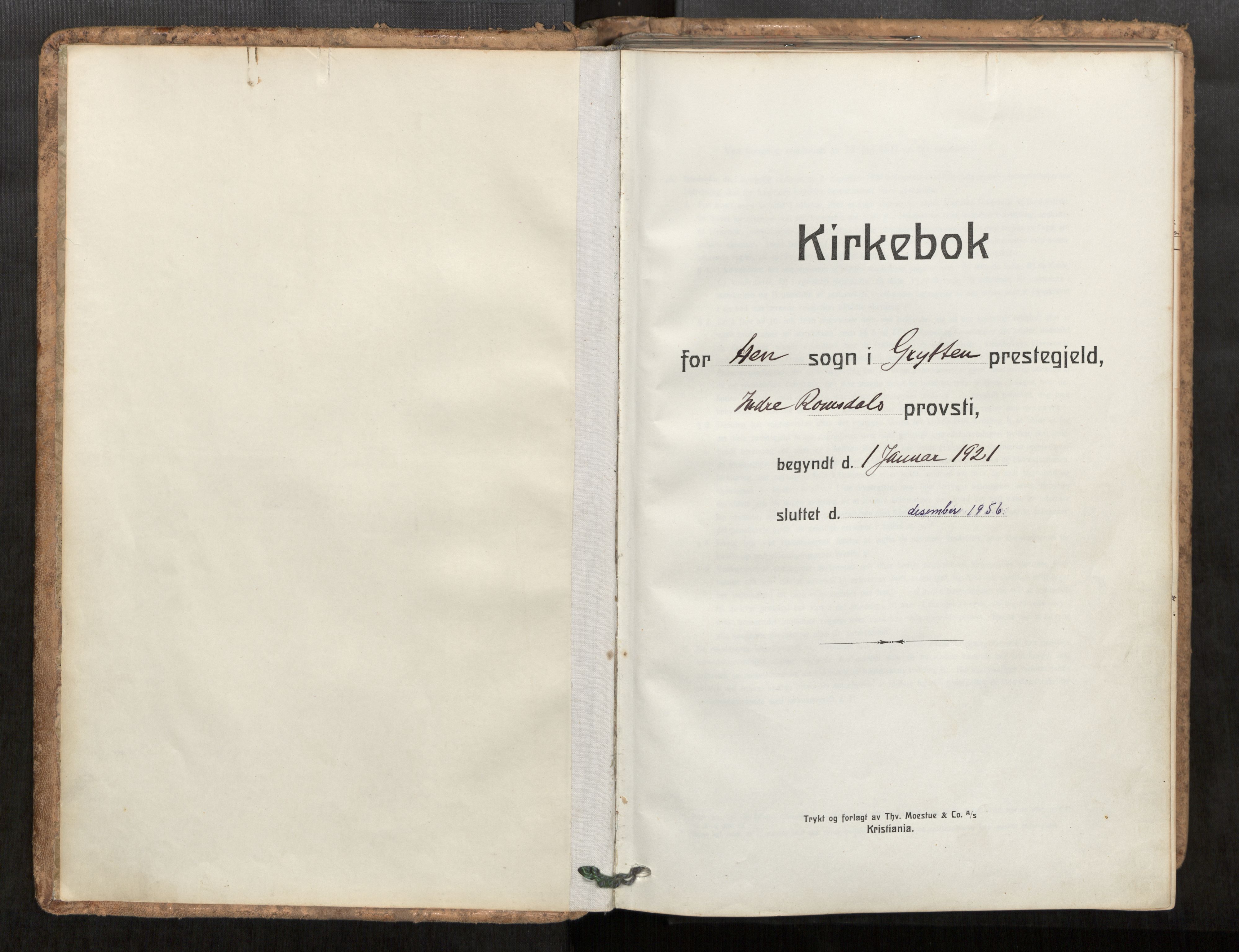 Ministerialprotokoller, klokkerbøker og fødselsregistre - Møre og Romsdal, AV/SAT-A-1454/545/L0596: Parish register (official) no. 545A04, 1921-1956