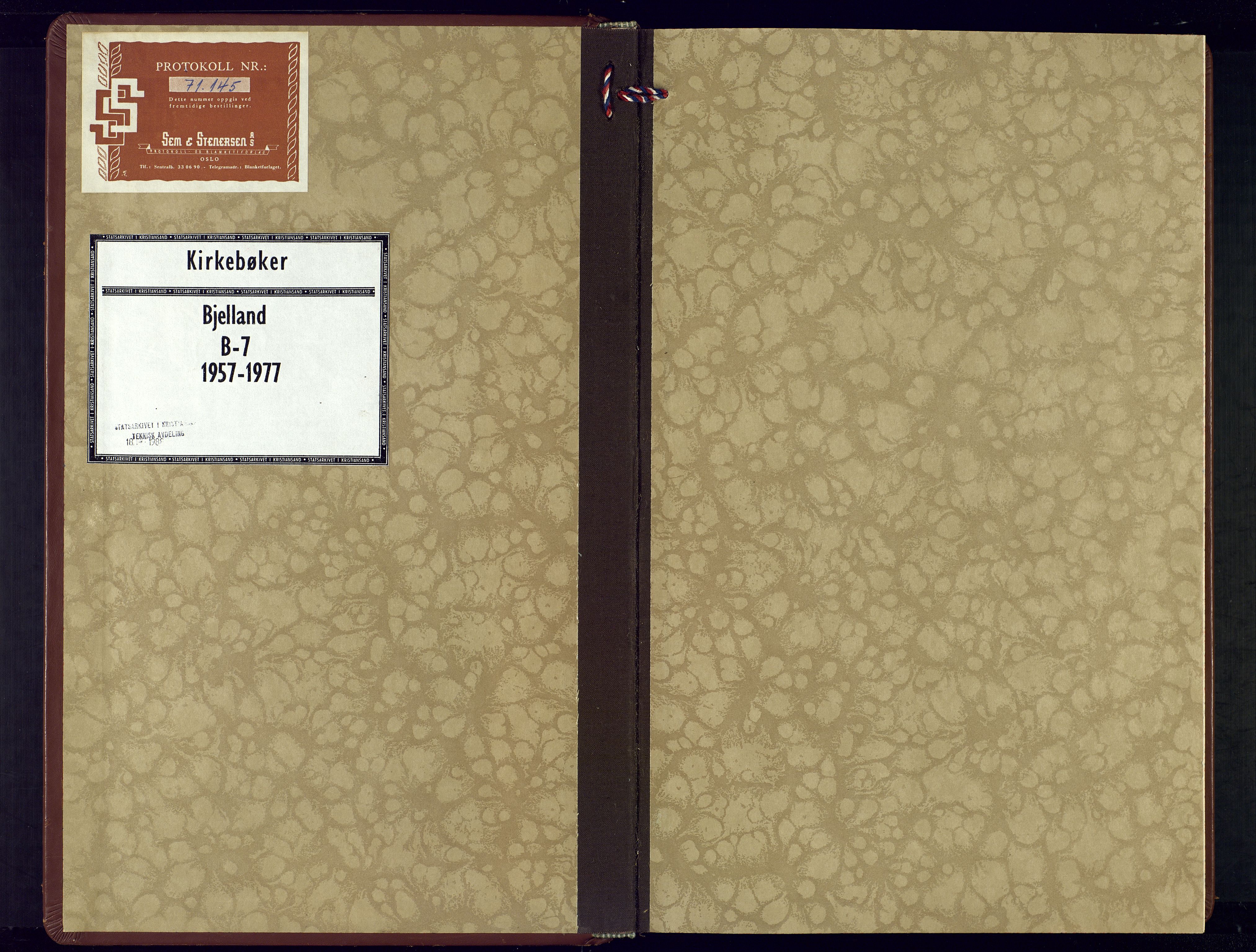 Bjelland sokneprestkontor, AV/SAK-1111-0005/F/Fb/Fba/L0007: Parish register (copy) no. B-7, 1956-1977