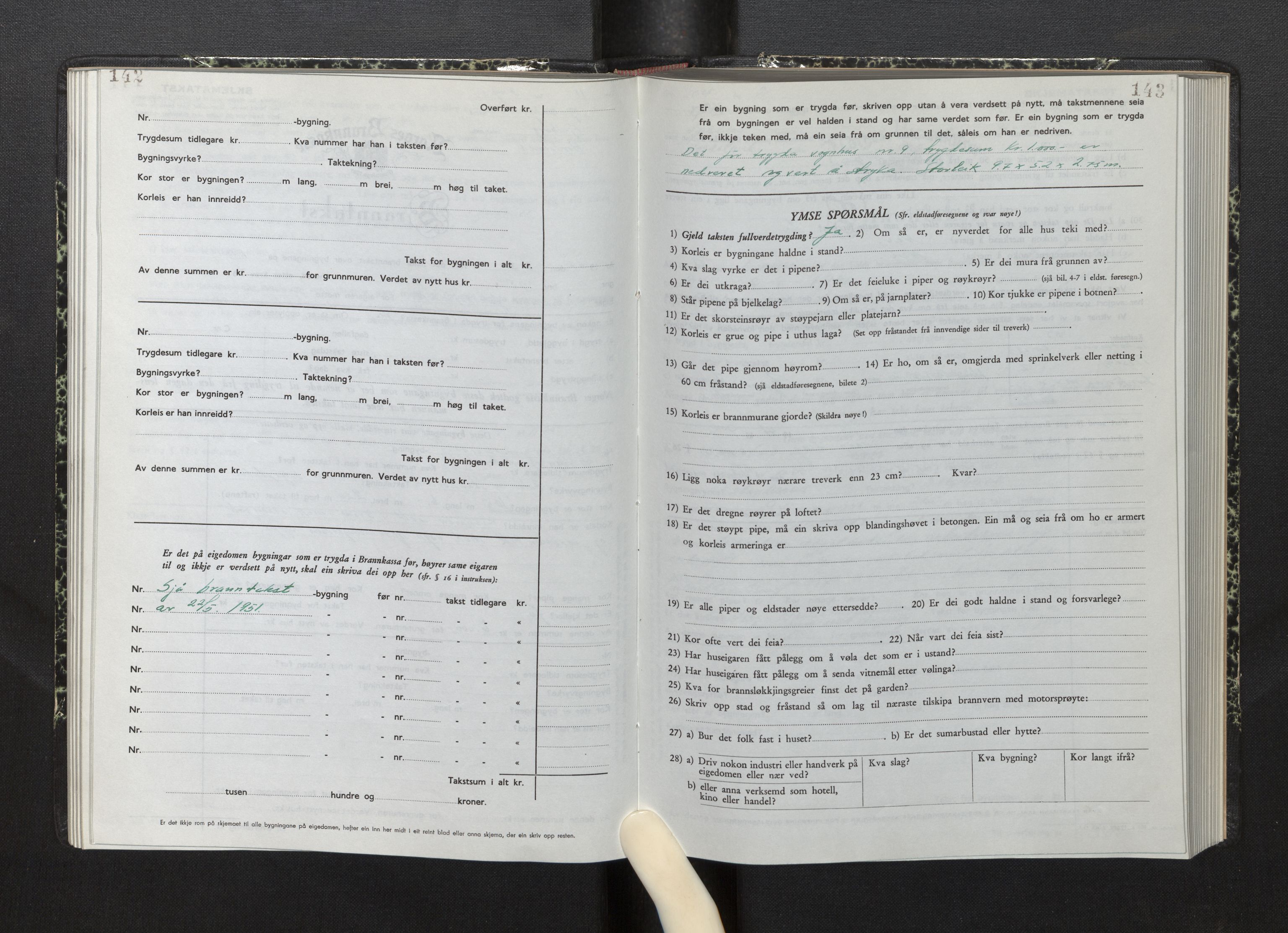 Lensmannen i Fjelberg, SAB/A-32101/0012/L0008: Branntakstprotokoll, skjematakst, 1949-1955, p. 142-143