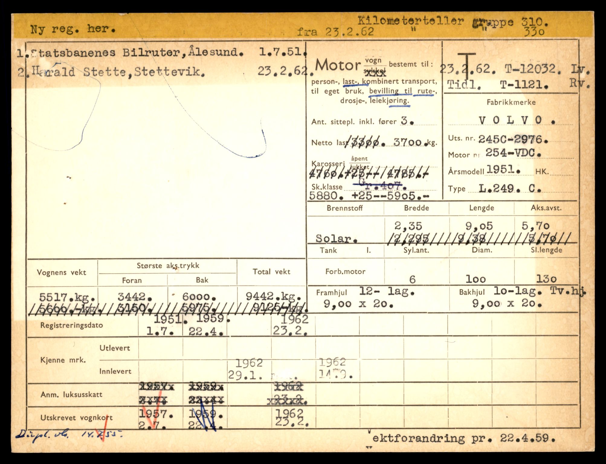 Møre og Romsdal vegkontor - Ålesund trafikkstasjon, SAT/A-4099/F/Fe/L0032: Registreringskort for kjøretøy T 11997 - T 12149, 1927-1998, p. 1083