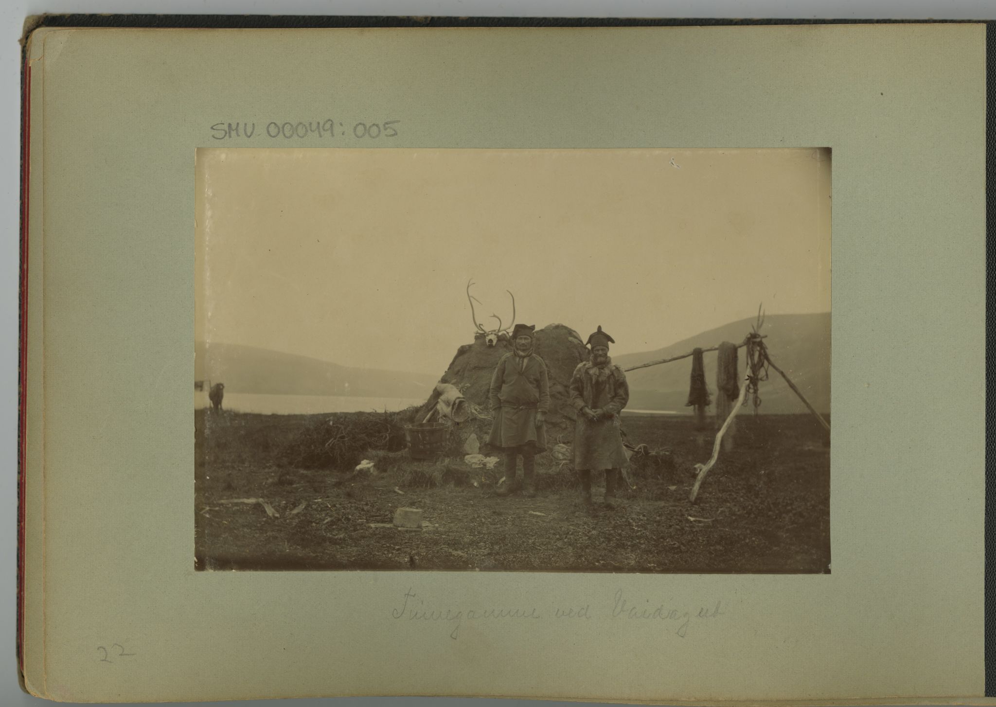 Wessel, Ellisif Rannveig, VAMU/F-0001/U/Ub/L0005: Gave til Soknesprest Emil Stang Lund. Album 1, 1890-1915