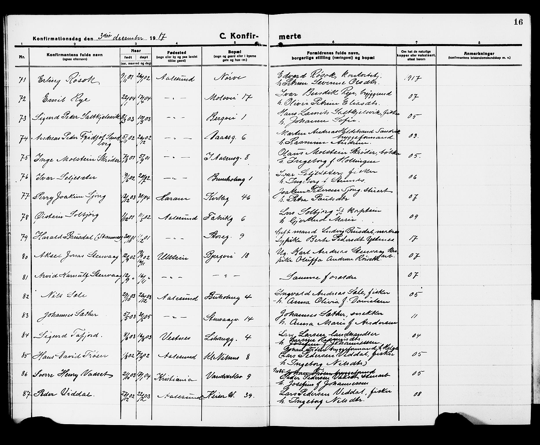 Ministerialprotokoller, klokkerbøker og fødselsregistre - Møre og Romsdal, AV/SAT-A-1454/529/L0472: Parish register (copy) no. 529C09, 1917-1929, p. 16