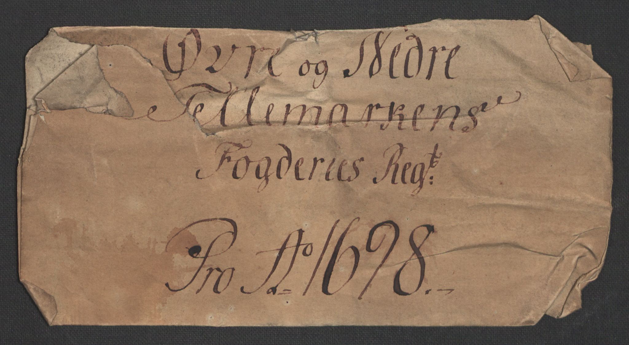 Rentekammeret inntil 1814, Reviderte regnskaper, Fogderegnskap, RA/EA-4092/R36/L2098: Fogderegnskap Øvre og Nedre Telemark og Bamble, 1698, p. 3