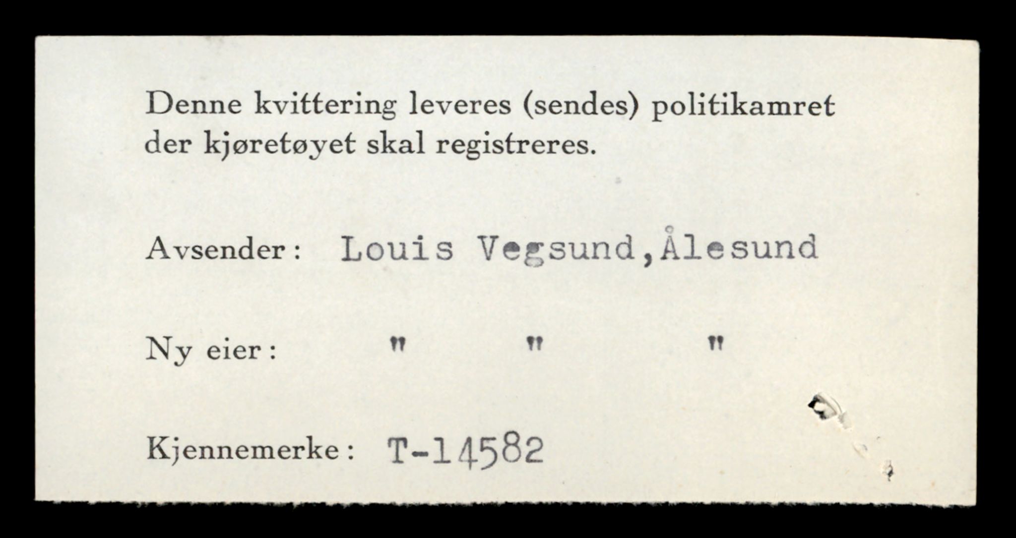 Møre og Romsdal vegkontor - Ålesund trafikkstasjon, AV/SAT-A-4099/F/Fe/L0047: Registreringskort for kjøretøy T 14580 - T 14720, 1927-1998, p. 48