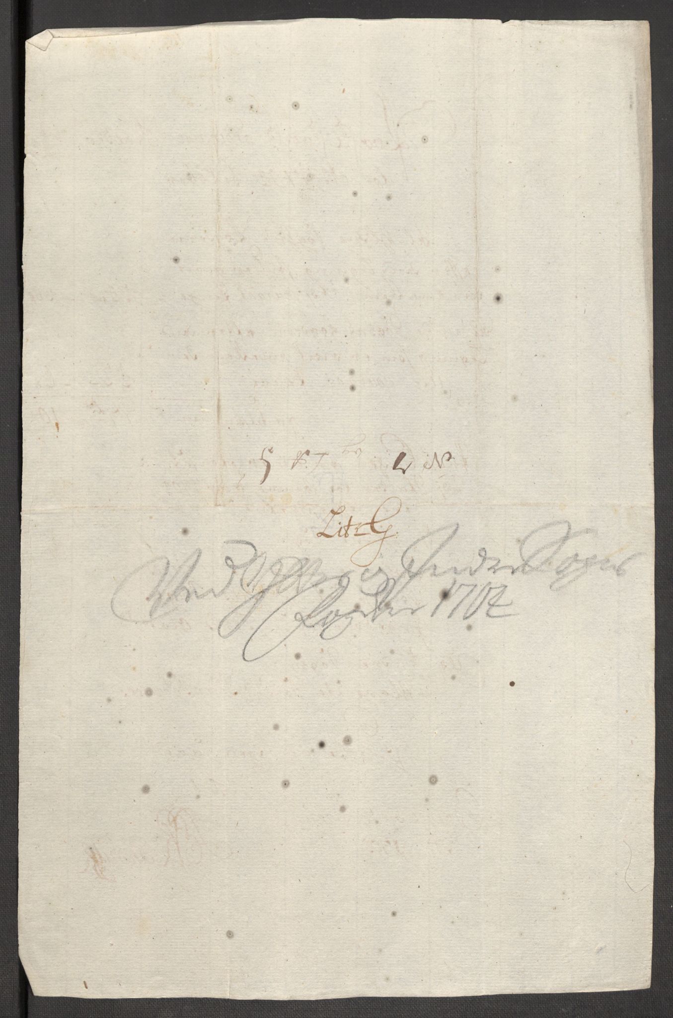 Rentekammeret inntil 1814, Reviderte regnskaper, Fogderegnskap, AV/RA-EA-4092/R52/L3313: Fogderegnskap Sogn, 1703-1704, p. 398