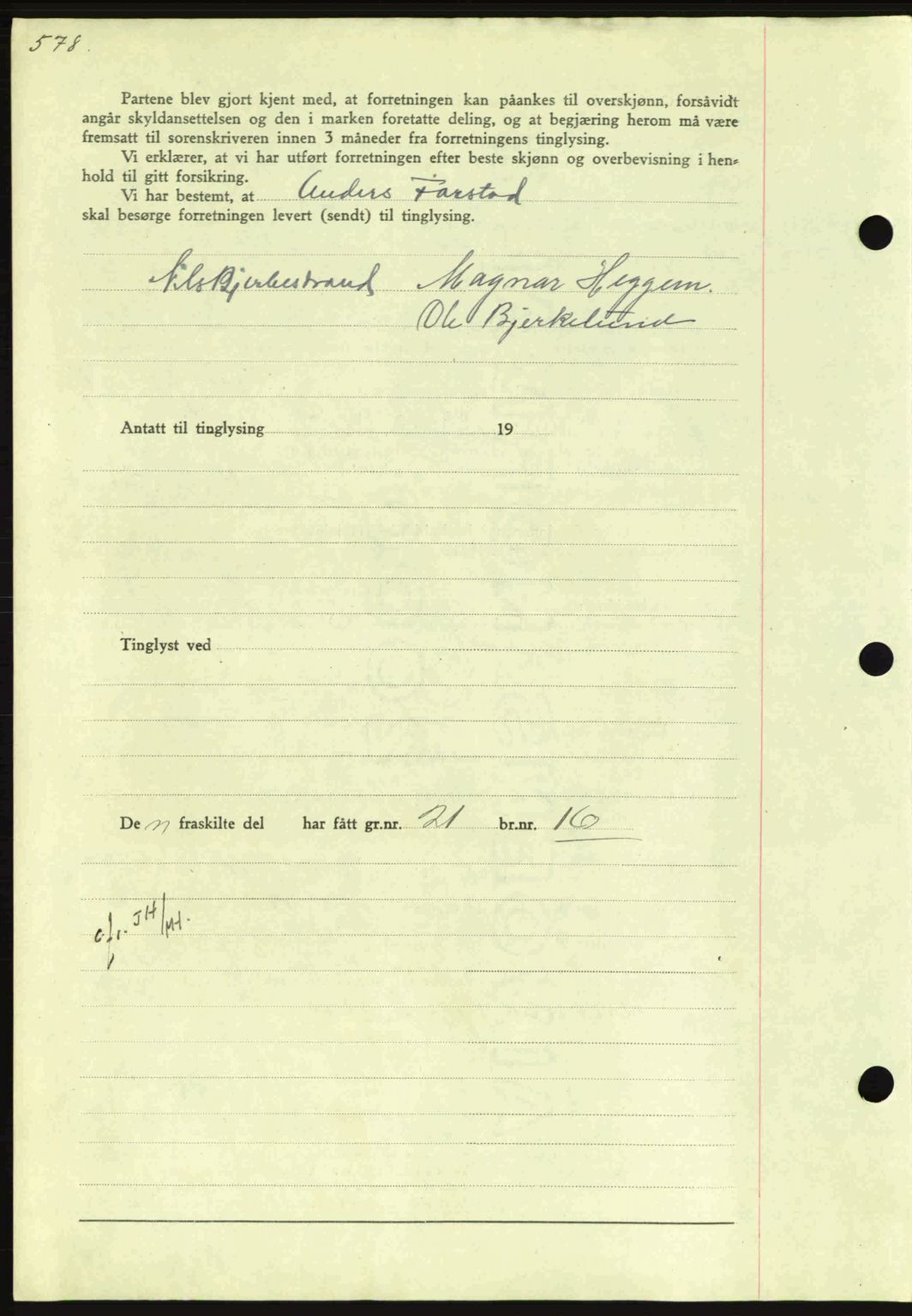 Nordmøre sorenskriveri, AV/SAT-A-4132/1/2/2Ca: Mortgage book no. A86, 1939-1939, Diary no: : 1754/1939