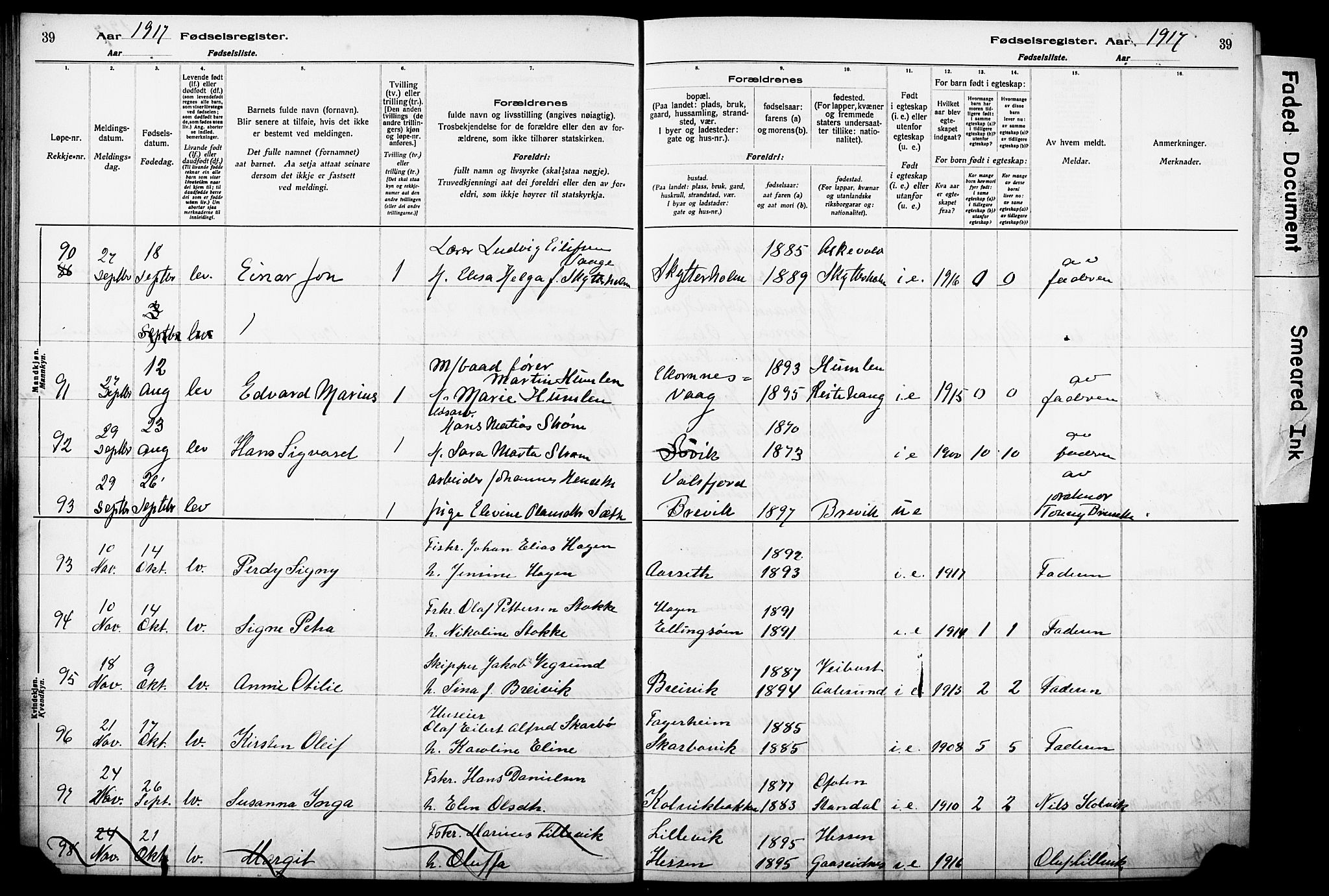 Ministerialprotokoller, klokkerbøker og fødselsregistre - Møre og Romsdal, SAT/A-1454/528/L0442: Birth register no. 528.II.4.1, 1916-1924, p. 39