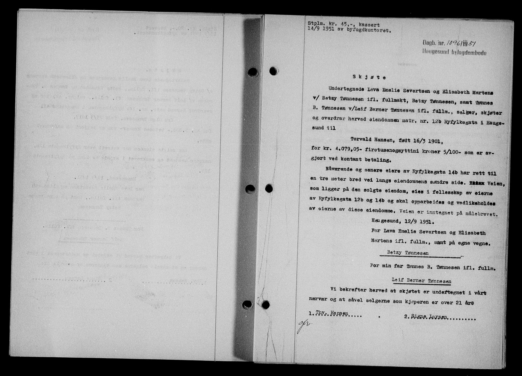 Haugesund tingrett, AV/SAST-A-101415/01/II/IIC/L0065: Mortgage book no. A 6, 1951-1953, Diary no: : 1096/1951