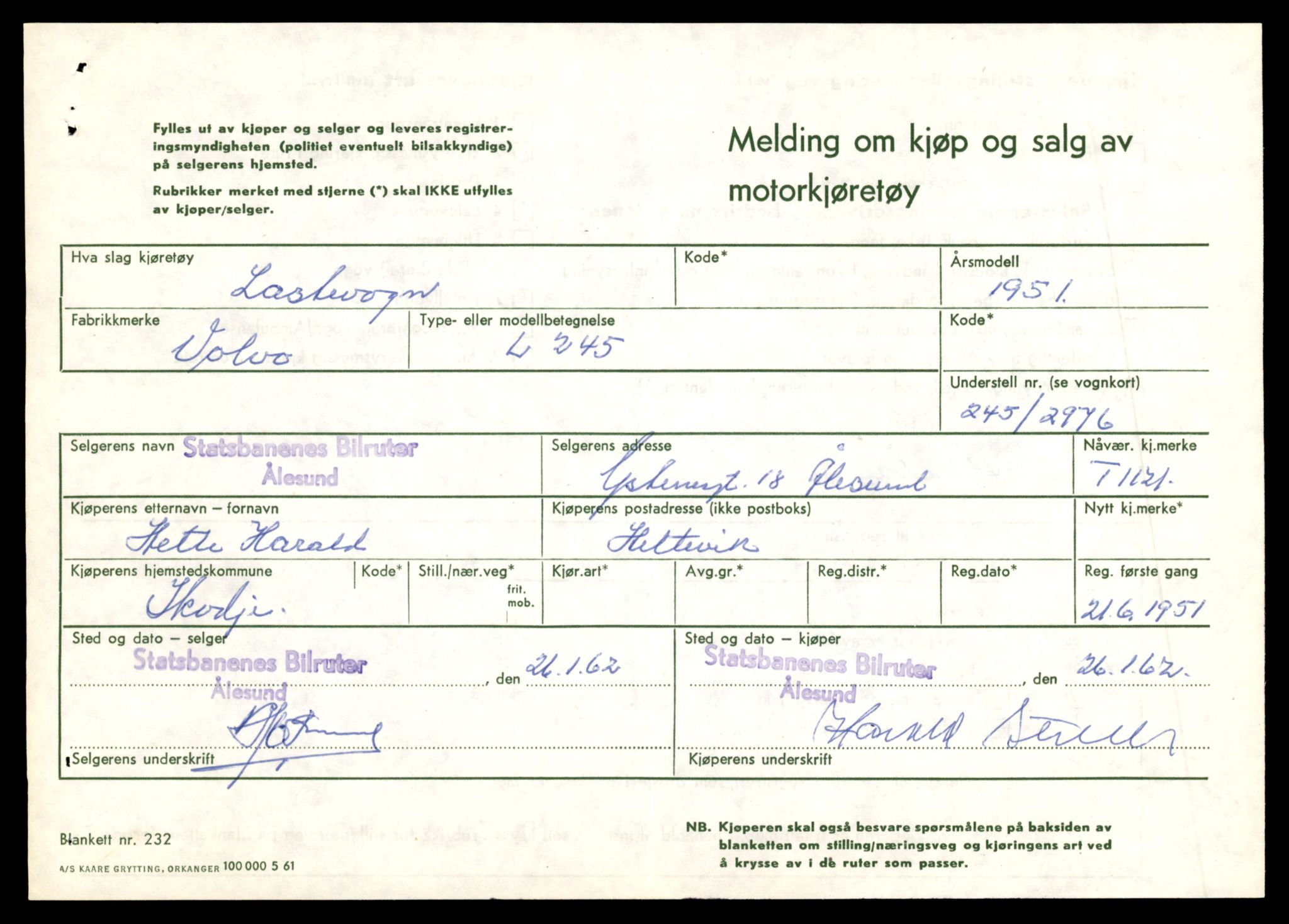 Møre og Romsdal vegkontor - Ålesund trafikkstasjon, AV/SAT-A-4099/F/Fe/L0032: Registreringskort for kjøretøy T 11997 - T 12149, 1927-1998, p. 1087