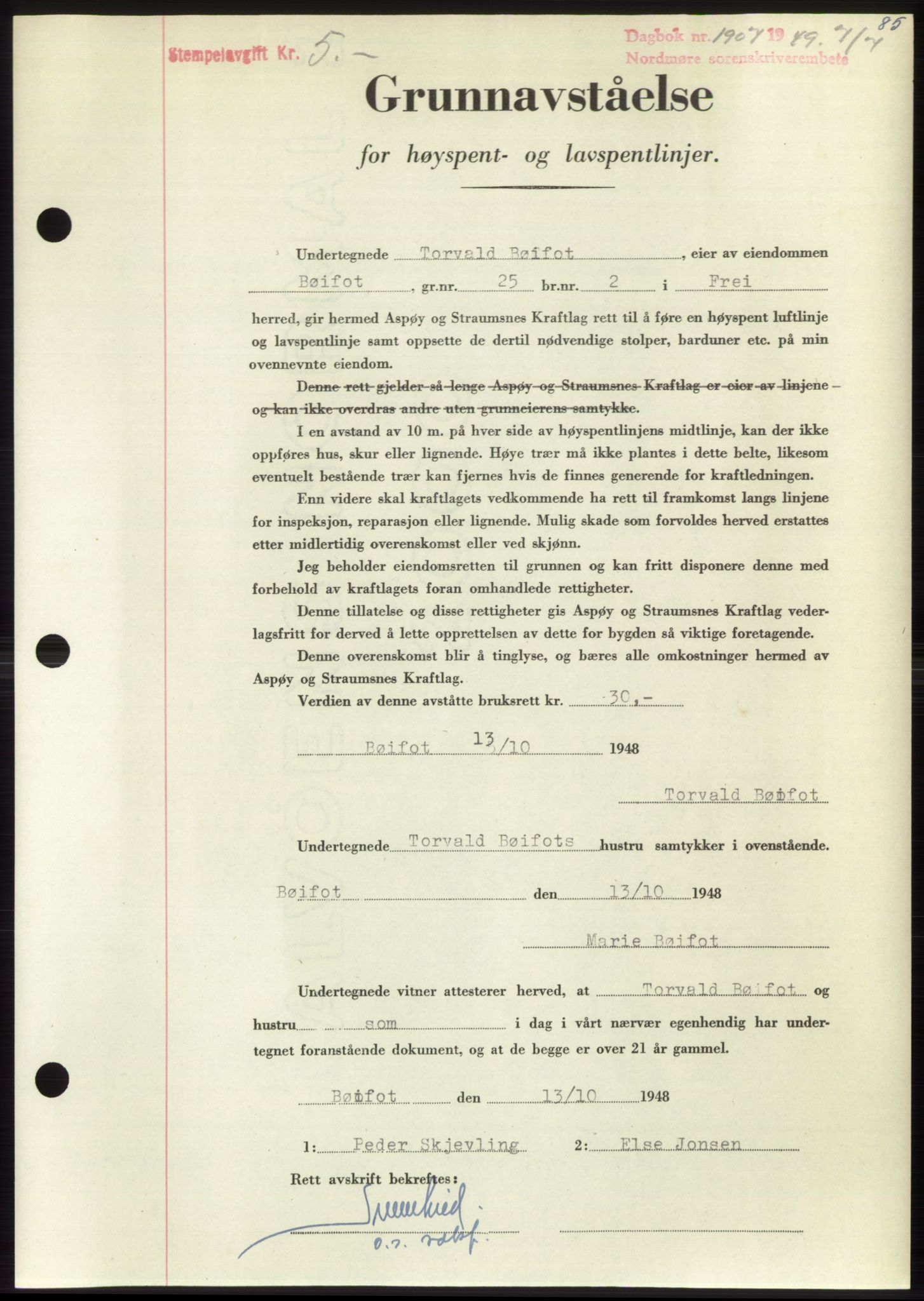 Nordmøre sorenskriveri, AV/SAT-A-4132/1/2/2Ca: Mortgage book no. B102, 1949-1949, Diary no: : 1907/1949