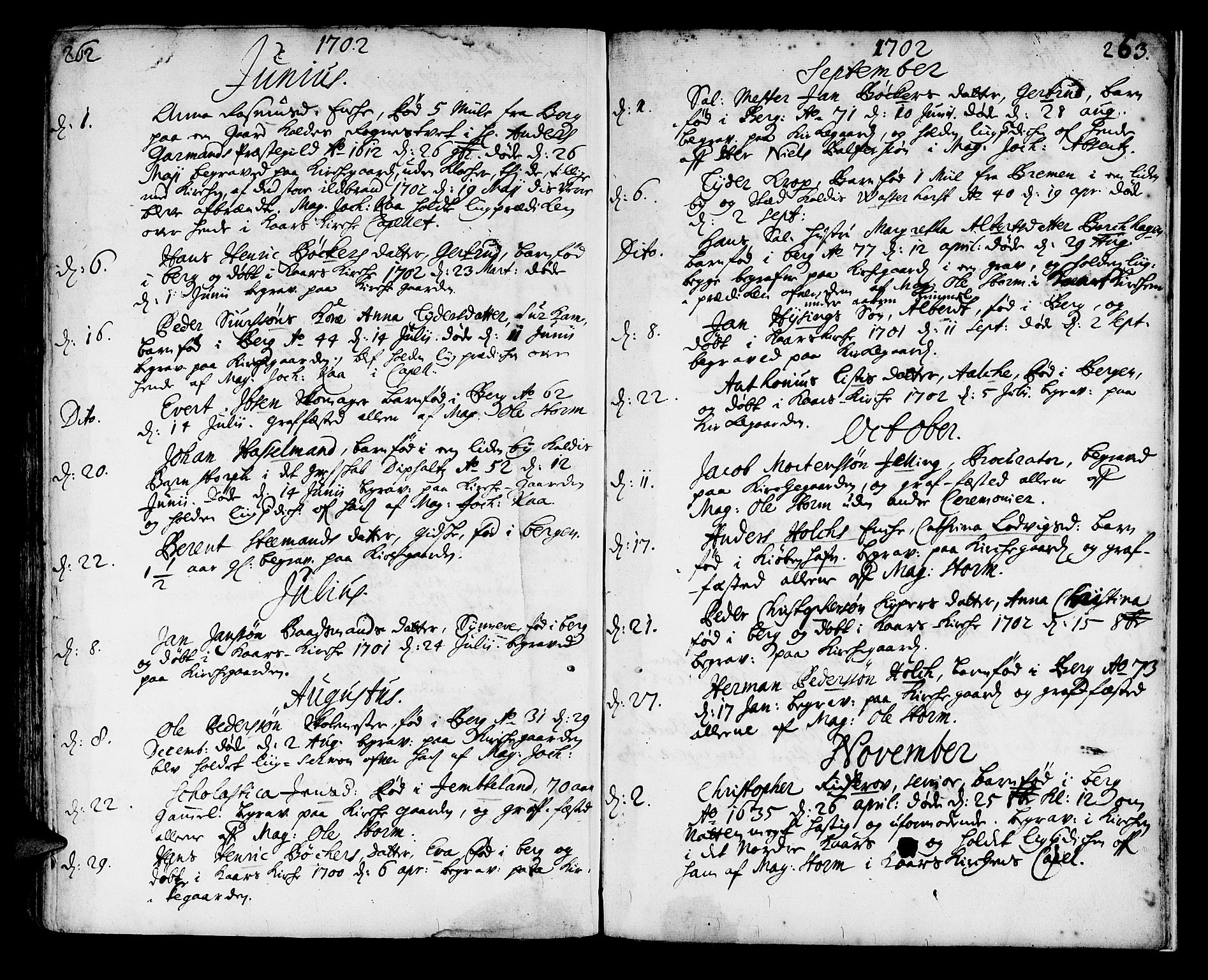 Korskirken sokneprestembete, AV/SAB-A-76101/H/Haa/L0010: Parish register (official) no. A 10, 1688-1703, p. 262-263