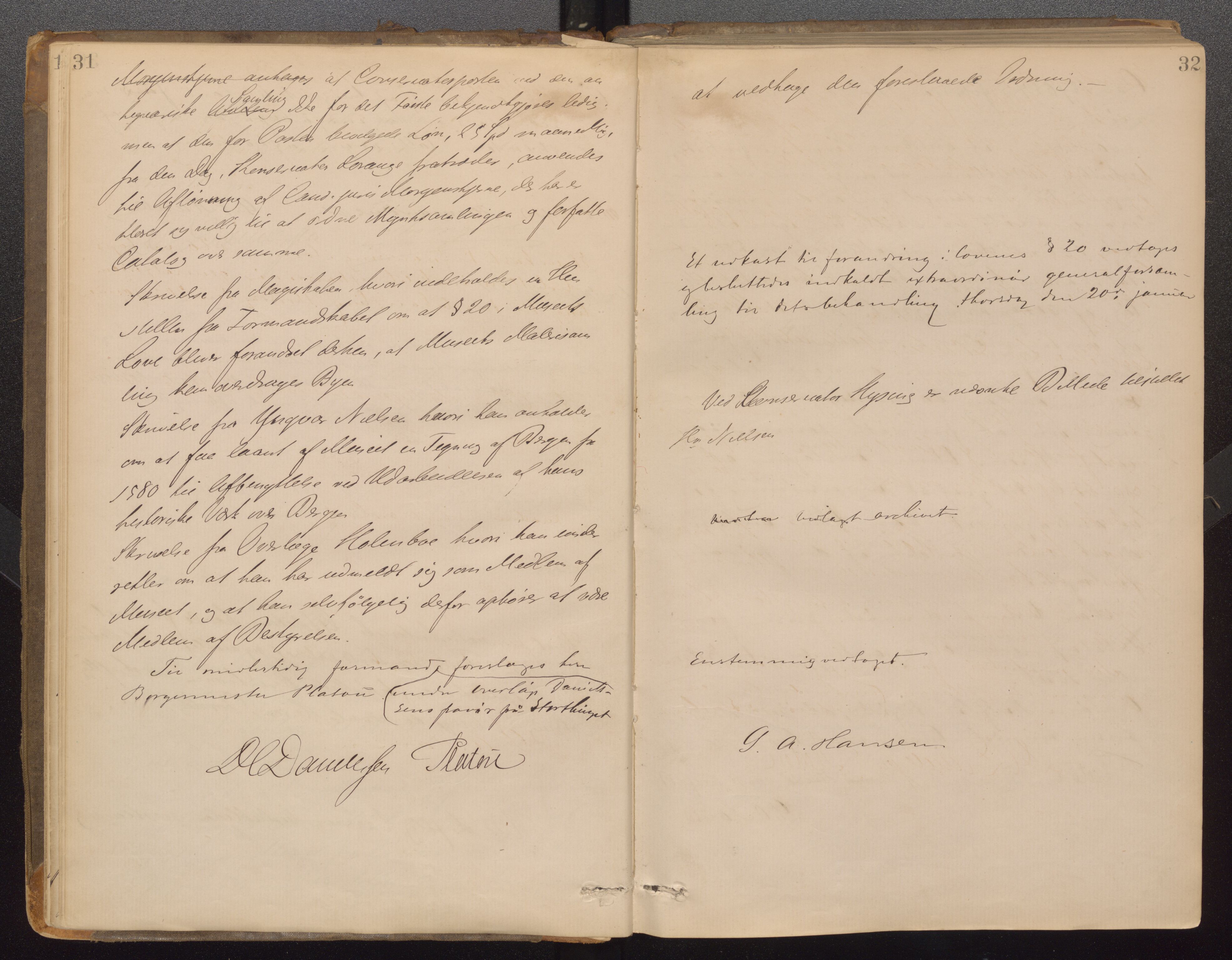 Bergens Museum, UMB/A007/A/Aa/L0007: Forhandlingsprotokoll , 1872-1906, p. 31,32