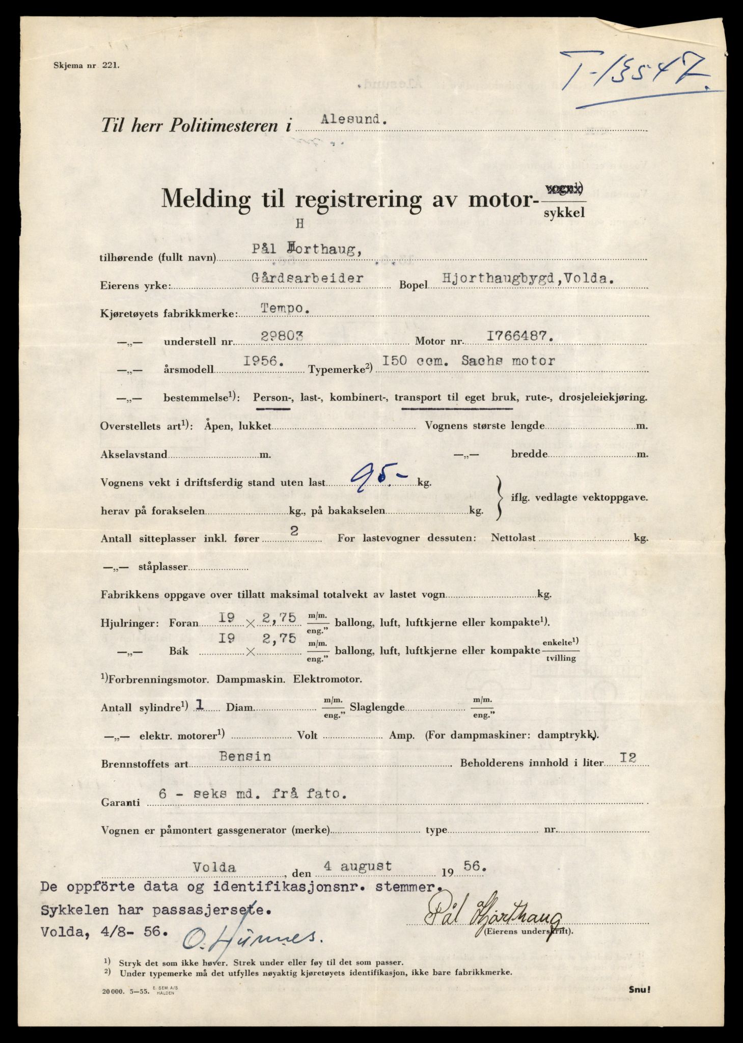Møre og Romsdal vegkontor - Ålesund trafikkstasjon, AV/SAT-A-4099/F/Fe/L0040: Registreringskort for kjøretøy T 13531 - T 13709, 1927-1998, p. 343
