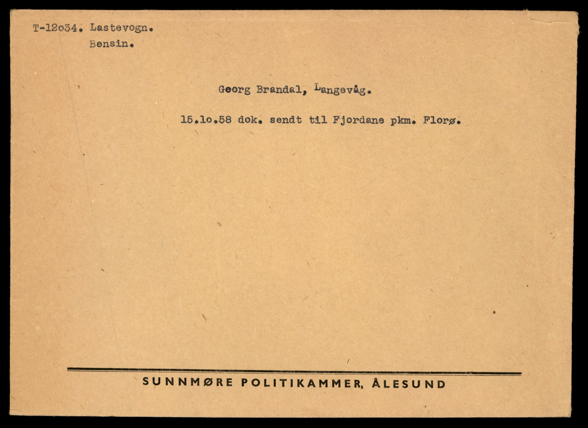 Møre og Romsdal vegkontor - Ålesund trafikkstasjon, AV/SAT-A-4099/F/Fe/L0032: Registreringskort for kjøretøy T 11997 - T 12149, 1927-1998, p. 1137
