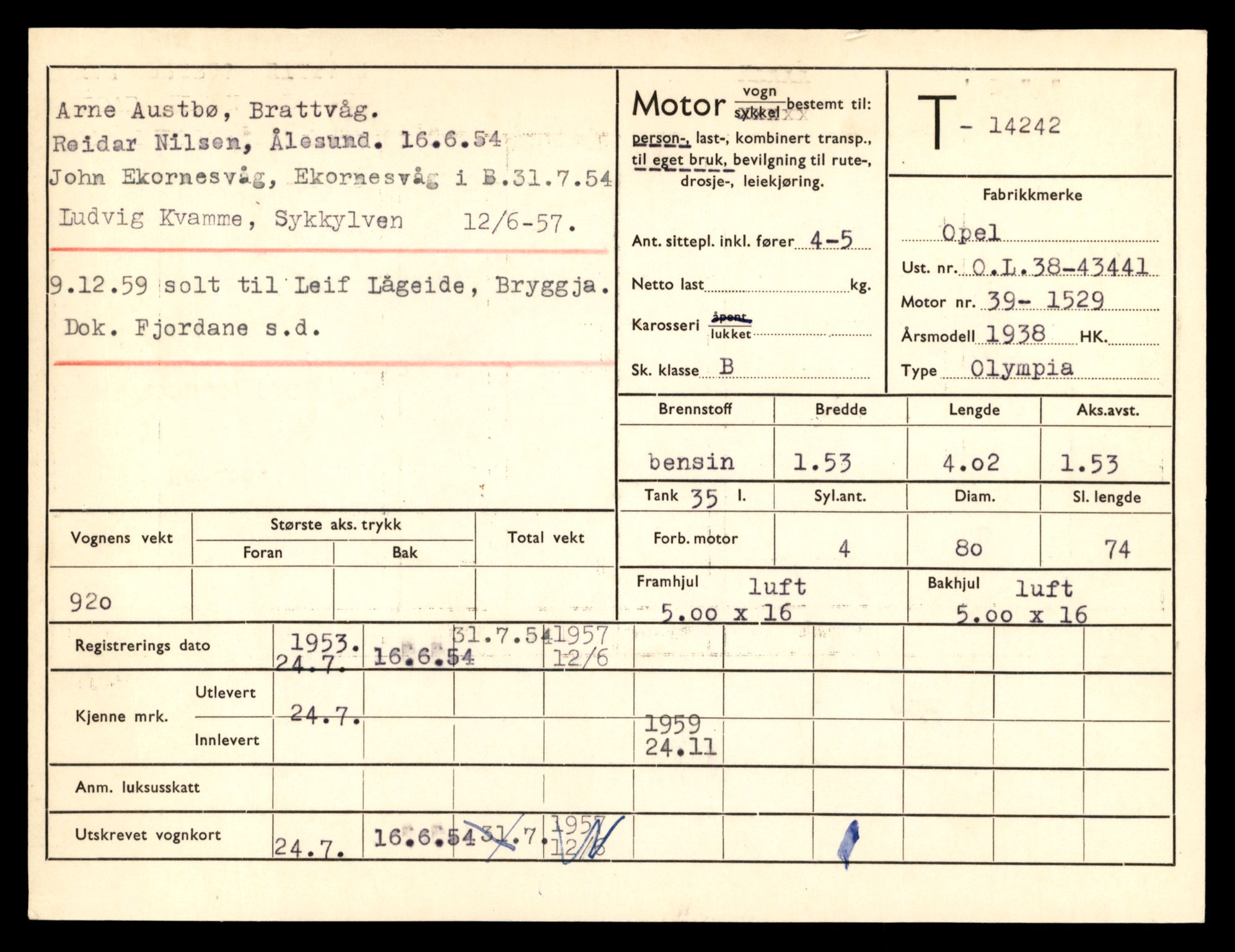 Møre og Romsdal vegkontor - Ålesund trafikkstasjon, AV/SAT-A-4099/F/Fe/L0044: Registreringskort for kjøretøy T 14205 - T 14319, 1927-1998, p. 1096