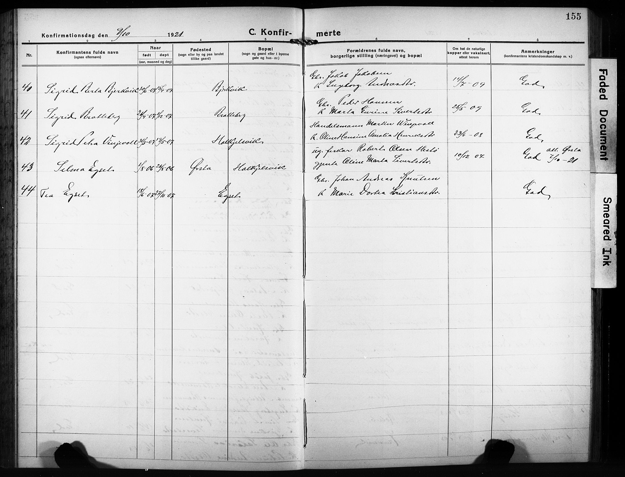 Ministerialprotokoller, klokkerbøker og fødselsregistre - Møre og Romsdal, SAT/A-1454/511/L0160: Parish register (copy) no. 511C06, 1920-1932, p. 155