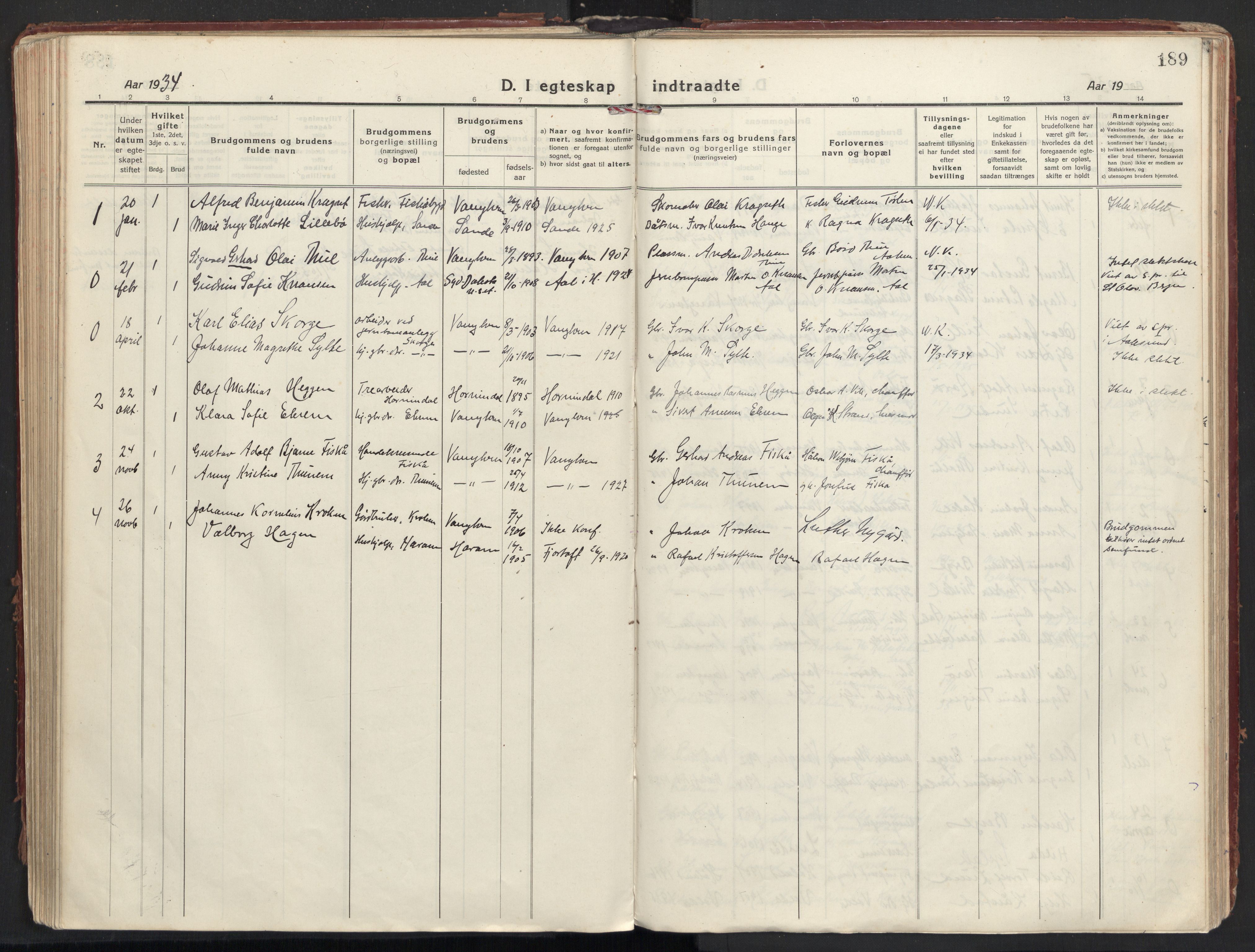 Ministerialprotokoller, klokkerbøker og fødselsregistre - Møre og Romsdal, SAT/A-1454/501/L0012: Parish register (official) no. 501A12, 1920-1946, p. 189