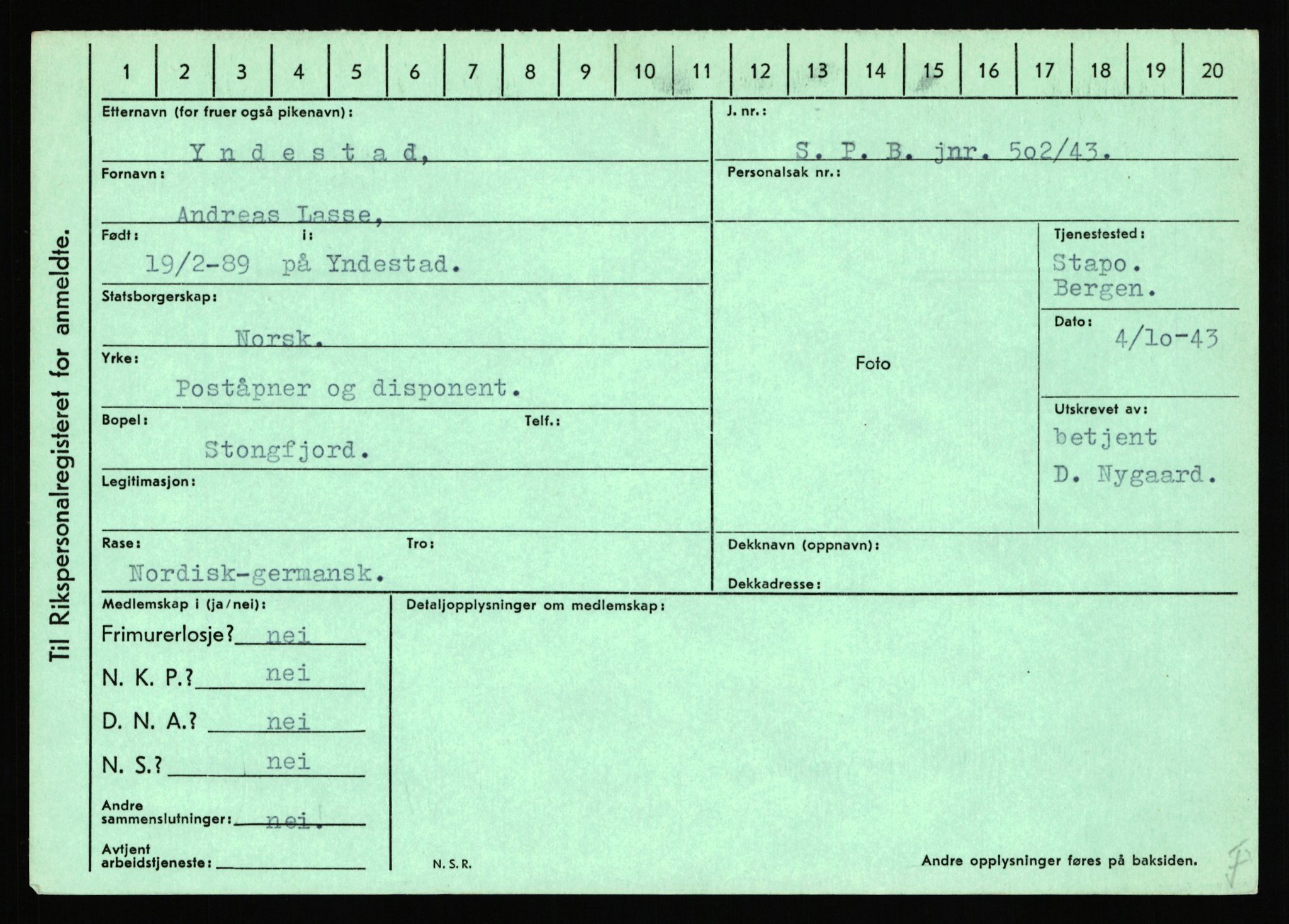 Statspolitiet - Hovedkontoret / Osloavdelingen, AV/RA-S-1329/C/Ca/L0016: Uberg - Øystese, 1943-1945, p. 3220