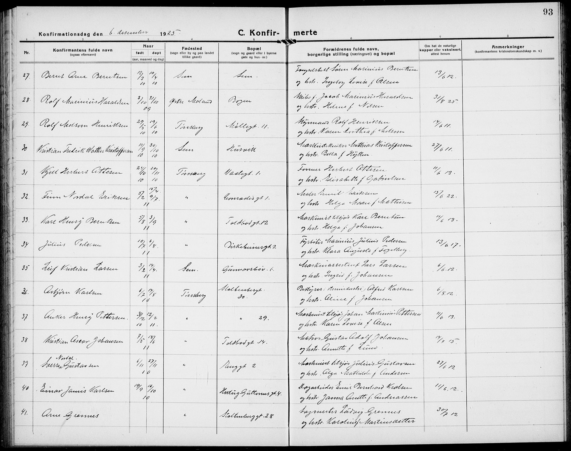 Tønsberg kirkebøker, AV/SAKO-A-330/G/Ga/L0013: Parish register (copy) no. 13, 1920-1929, p. 93