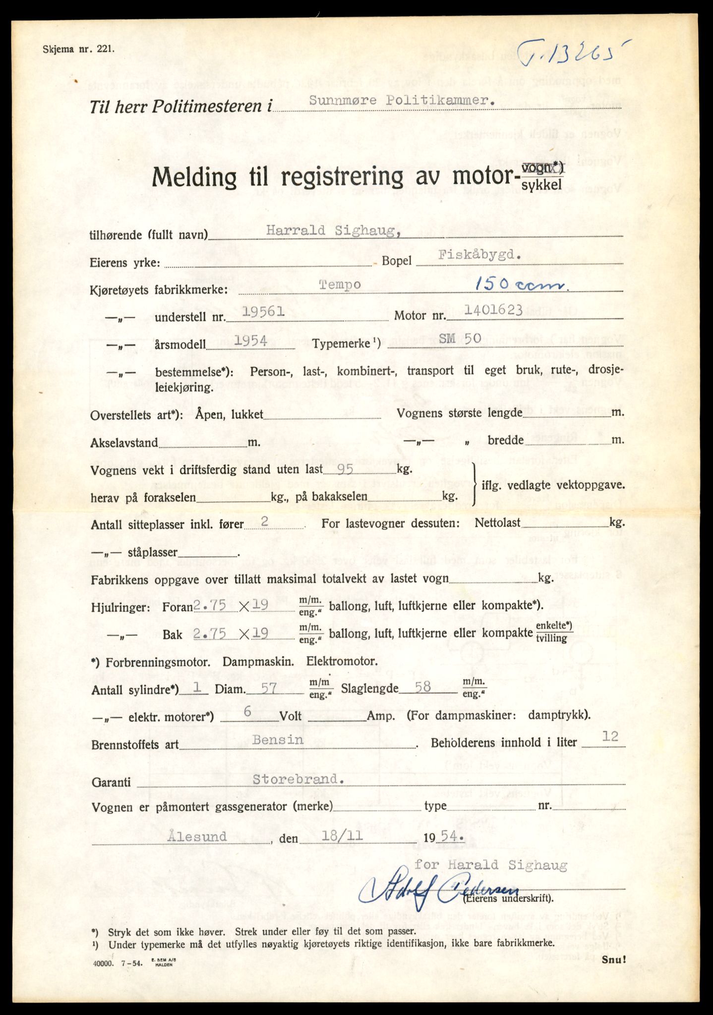 Møre og Romsdal vegkontor - Ålesund trafikkstasjon, AV/SAT-A-4099/F/Fe/L0038: Registreringskort for kjøretøy T 13180 - T 13360, 1927-1998, p. 1435