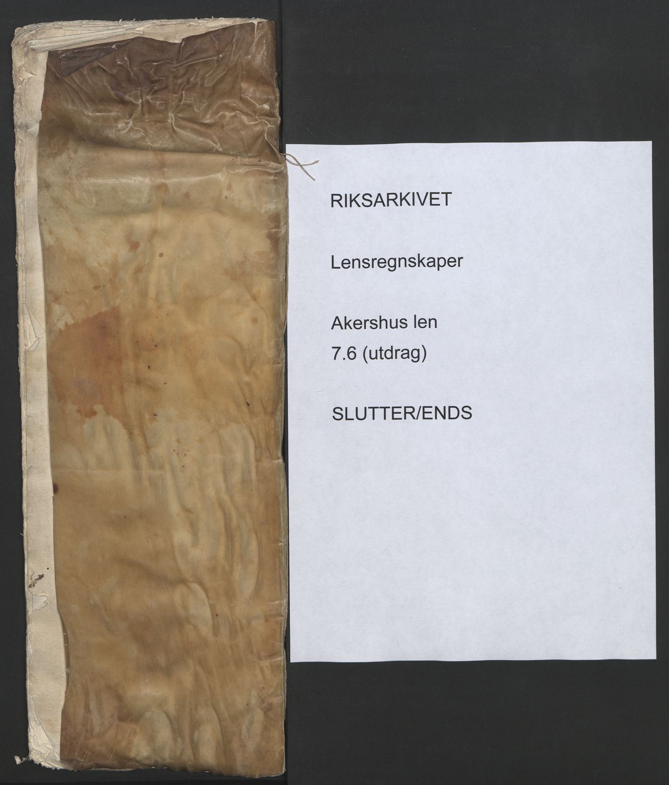 Rentekammeret inntil 1814, Reviderte regnskaper, Lensregnskaper, AV/RA-EA-5023/R/Rb/Rba/L0007: Akershus len, 1588-1597